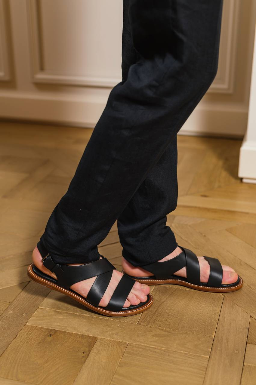 

Black leather sandals ISAIA