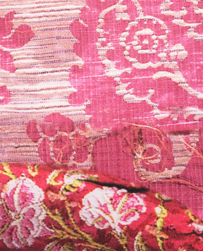 Roberto Cavalli Pink decorative pillow in floral print H0100000024С032
