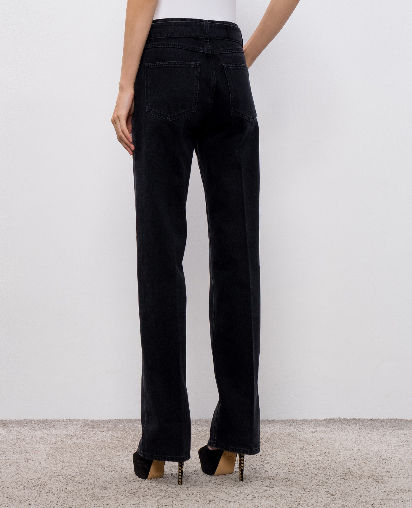 

Black Jin jeans with belt SSHEENA