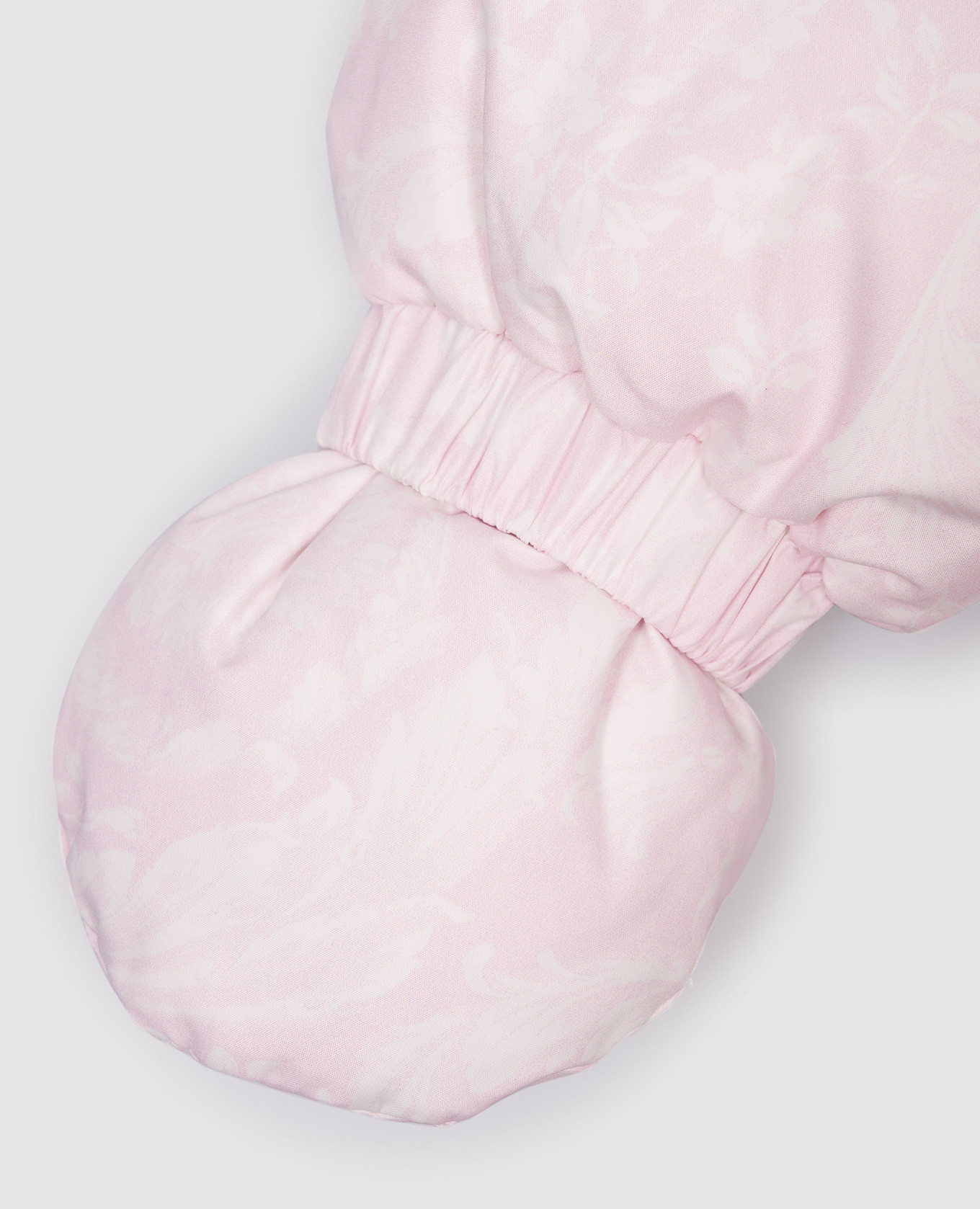 

Children's pink down jumpsuit with Barocco print Versace