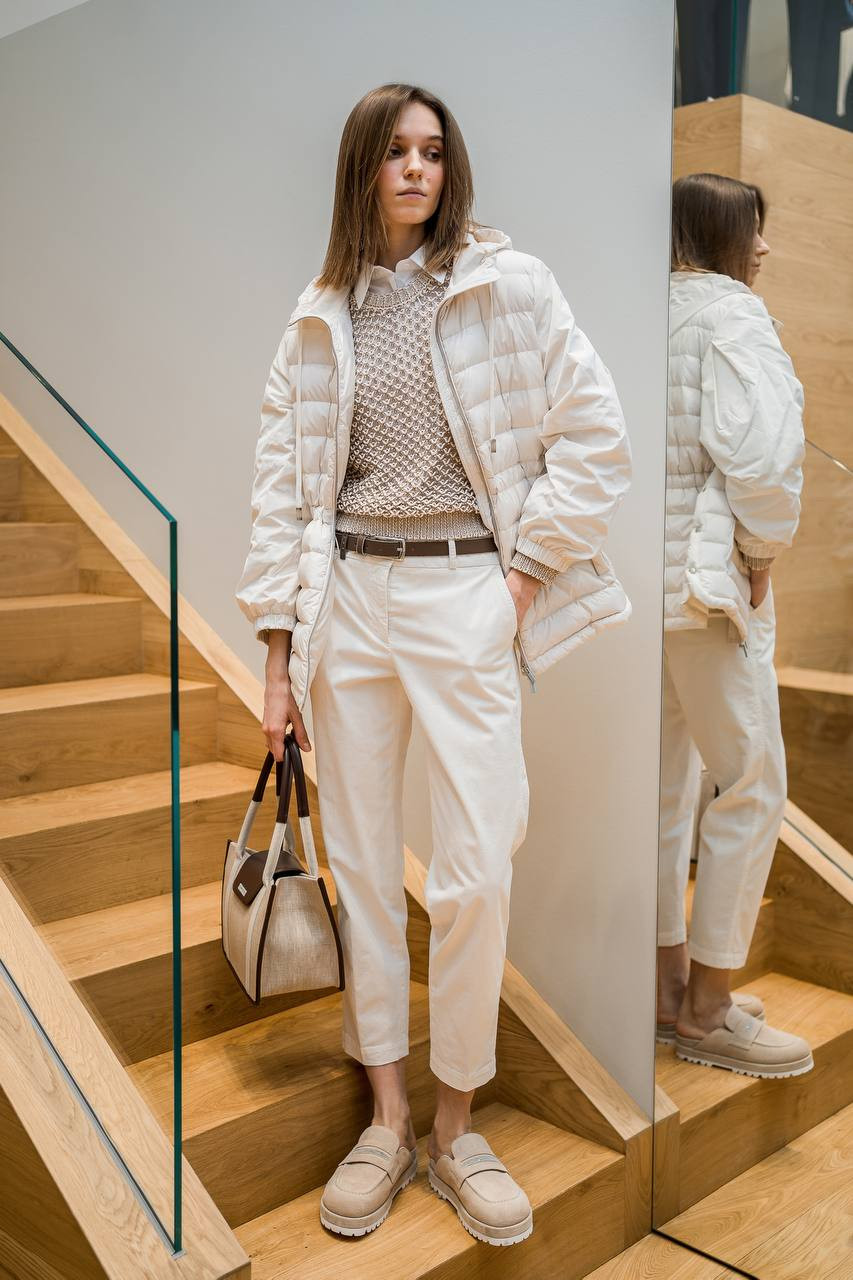

White quilted down jacket Peserico