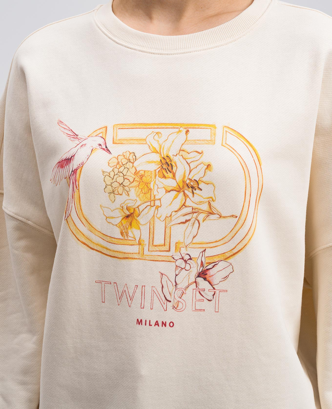 

Beige sweatshirt with logo emblem print Twinset