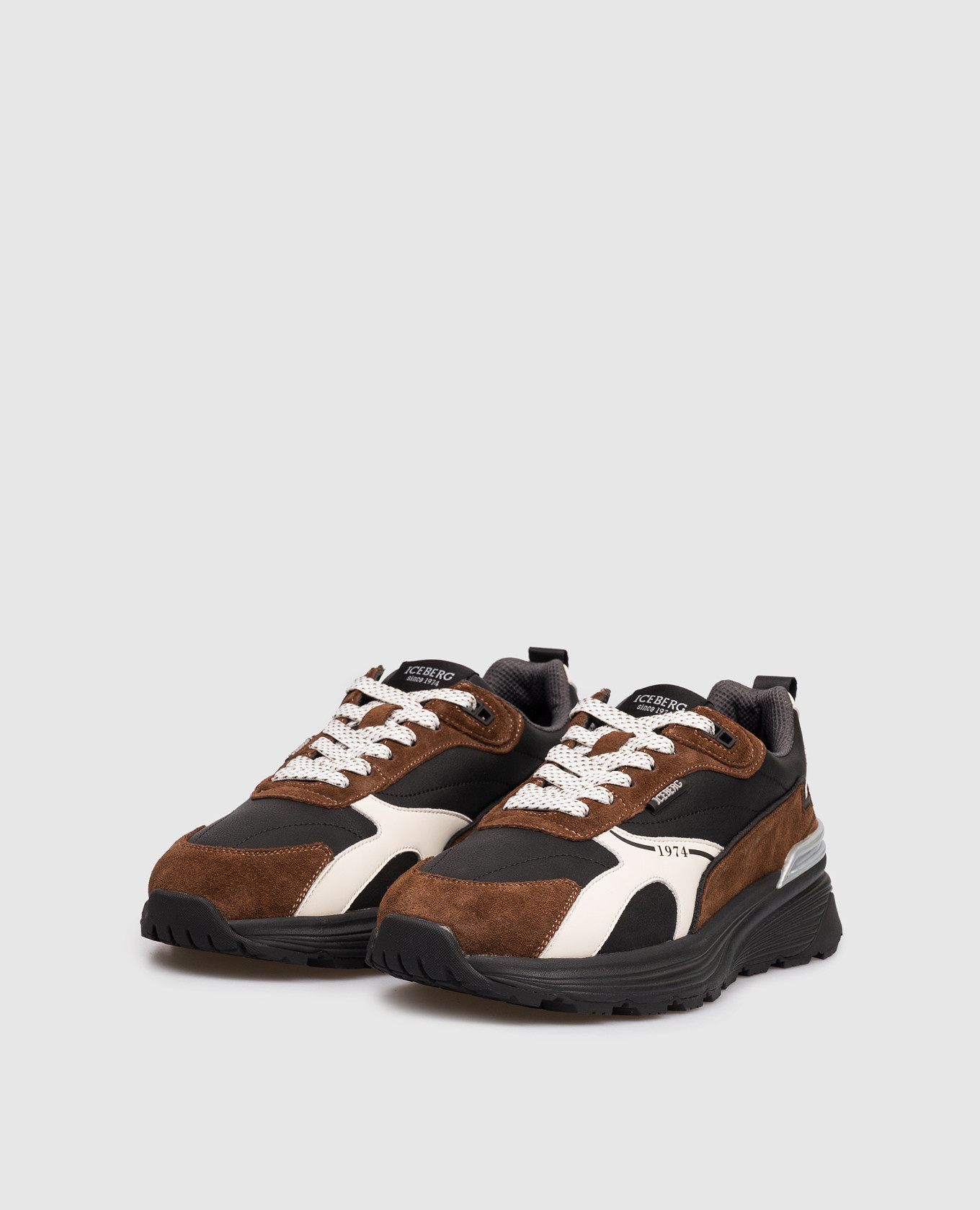 

Brown leather sneakers with logo Iceberg