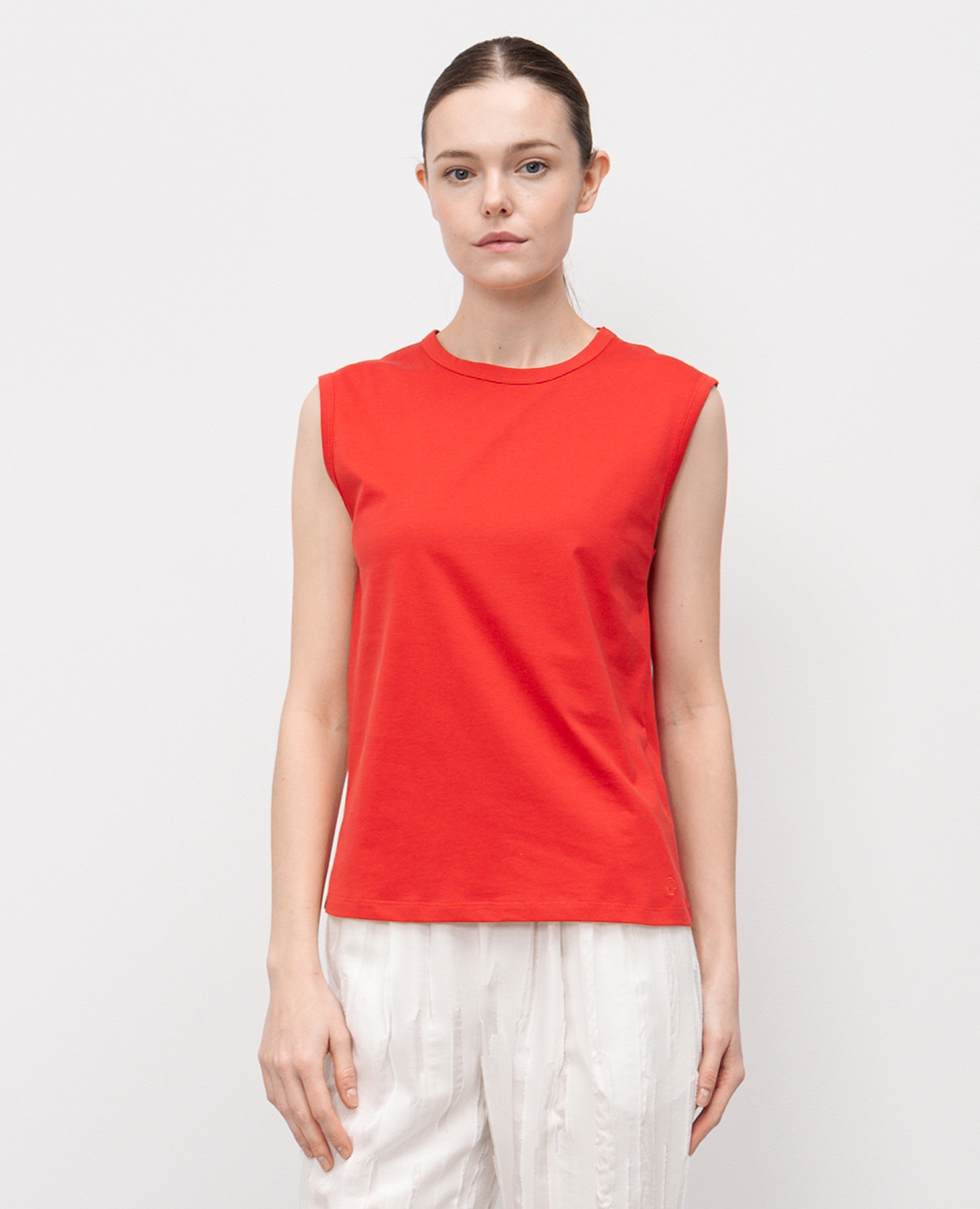 

Red top BRANI Lou Lou Studio