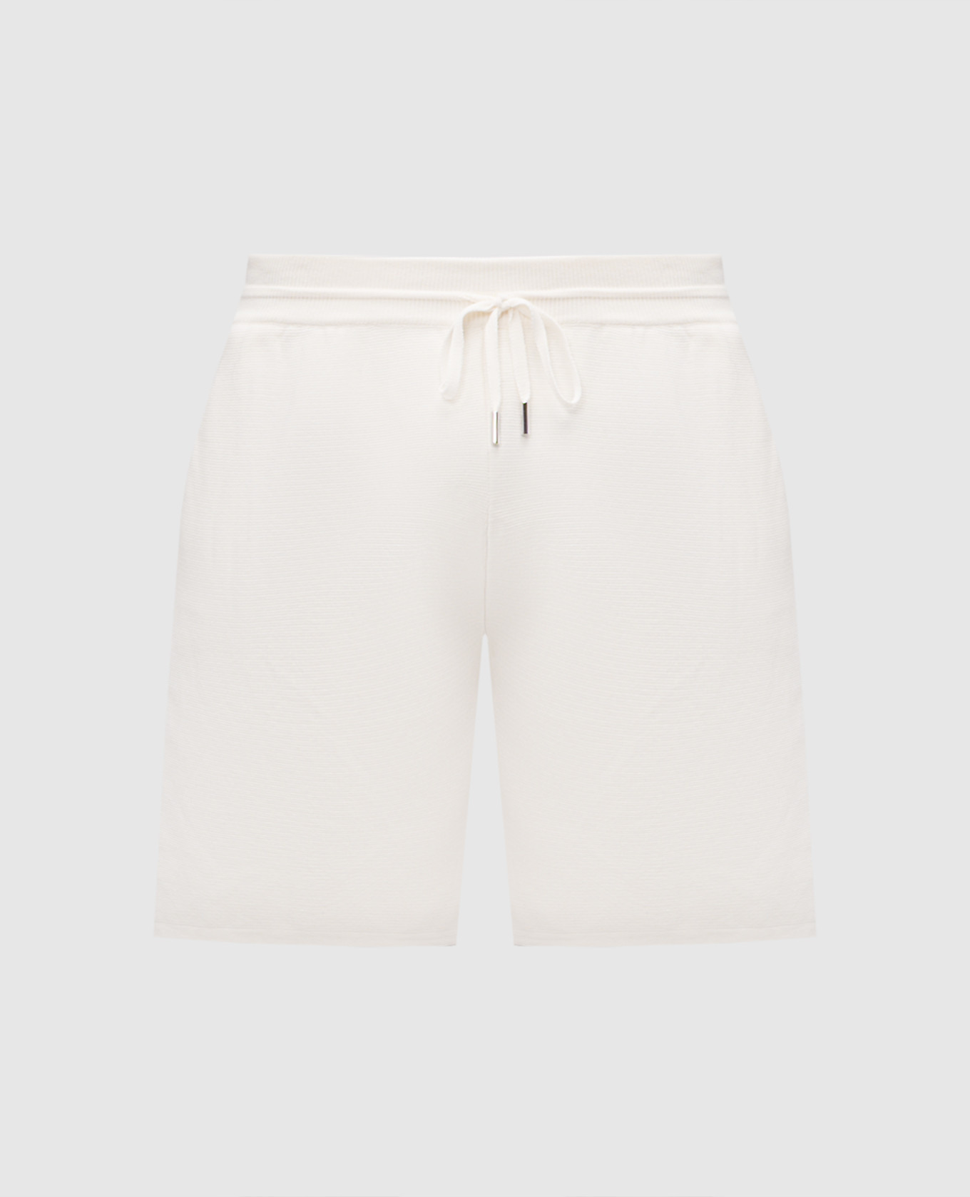 

Beige shorts KENITH MooRER