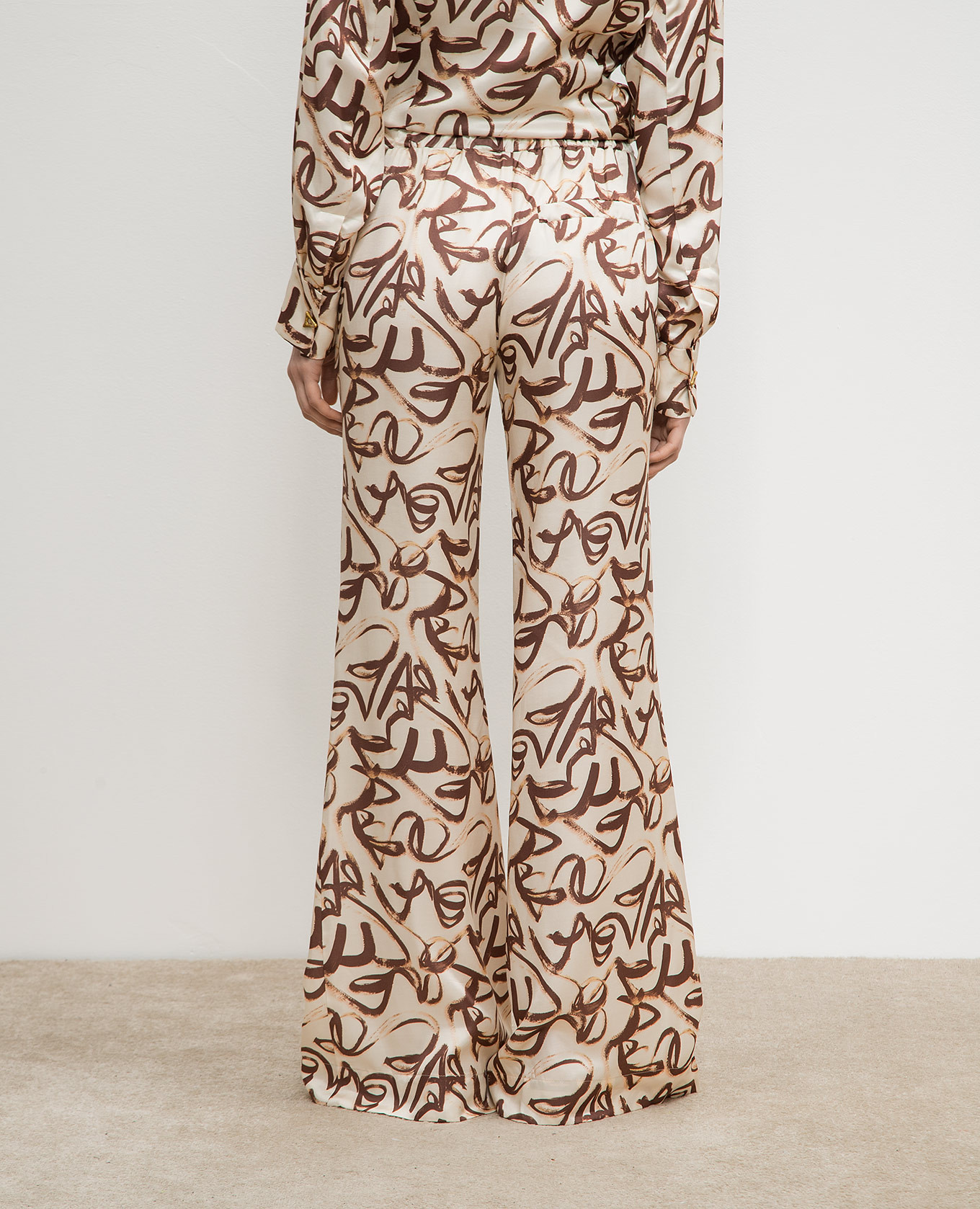 

Beige satin pants GEODE with printed silk AERON