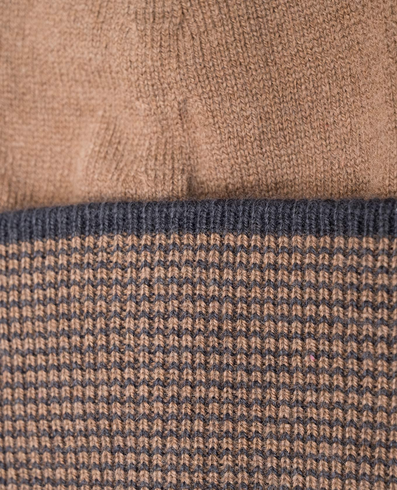 

Brown cap made of wool, silk and cashmere Peserico