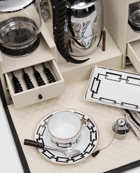 Lorenzi MIlano Oryx Porcelain Tea Set 726321