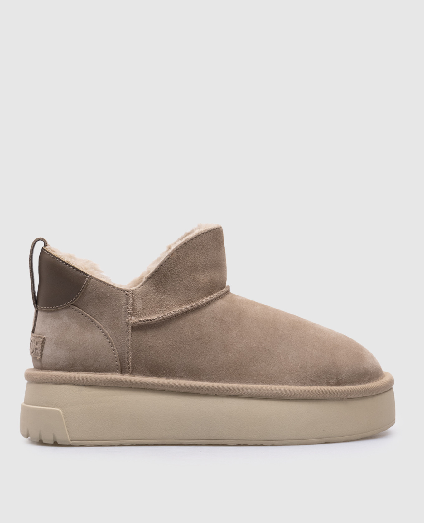 

Beige logo suede ugg boots Colors of california