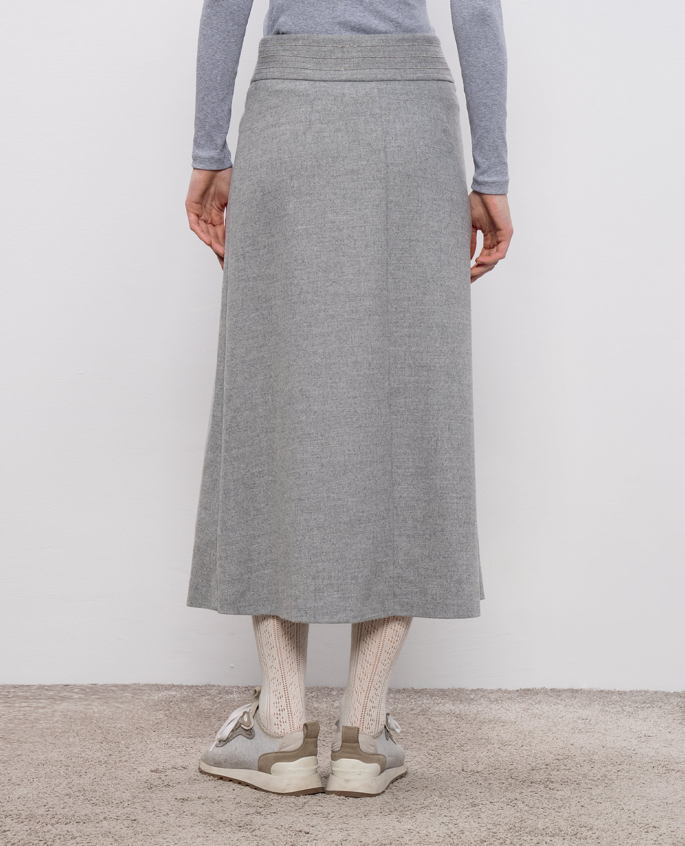 

Gray skirt with wool on the smell Peserico, Grey