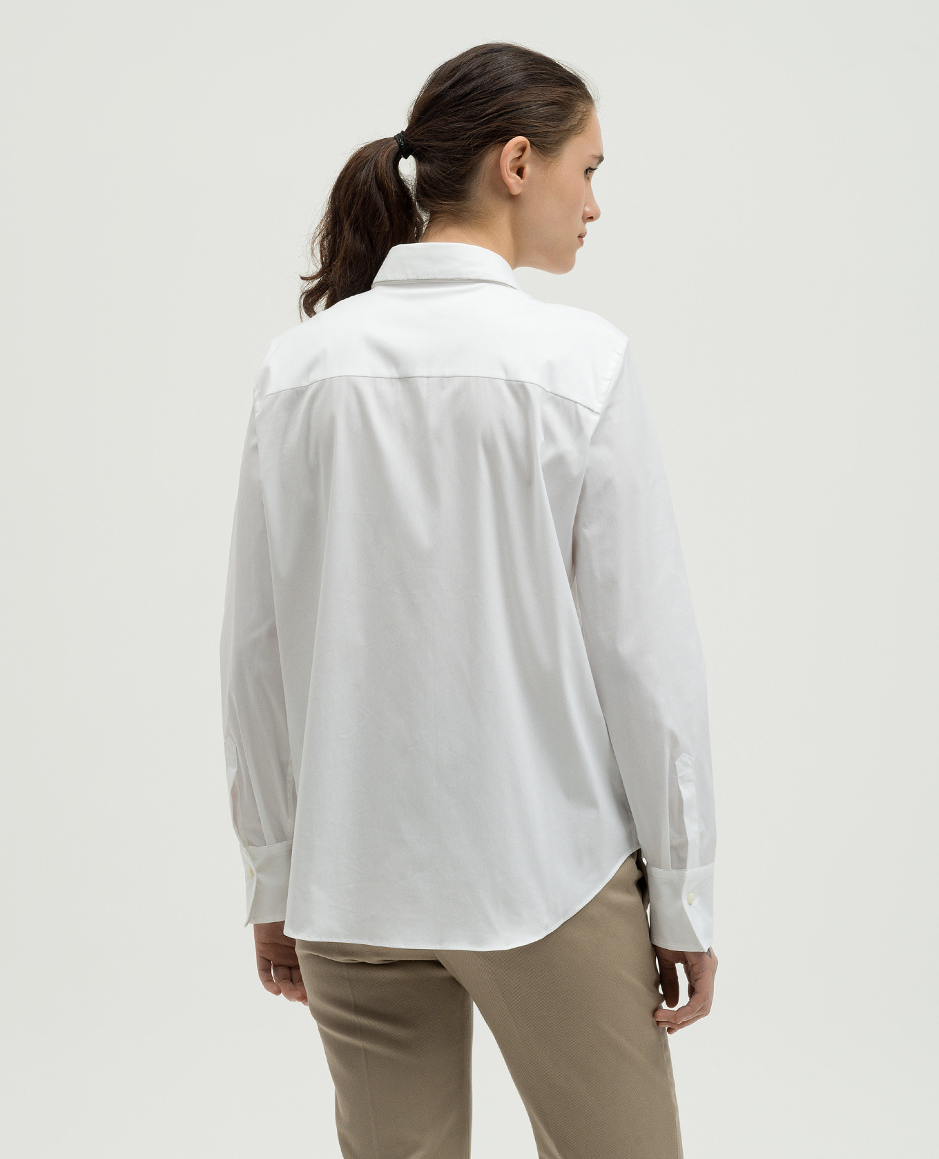 White shirt with monil chain Brunello Cucinelli 4
