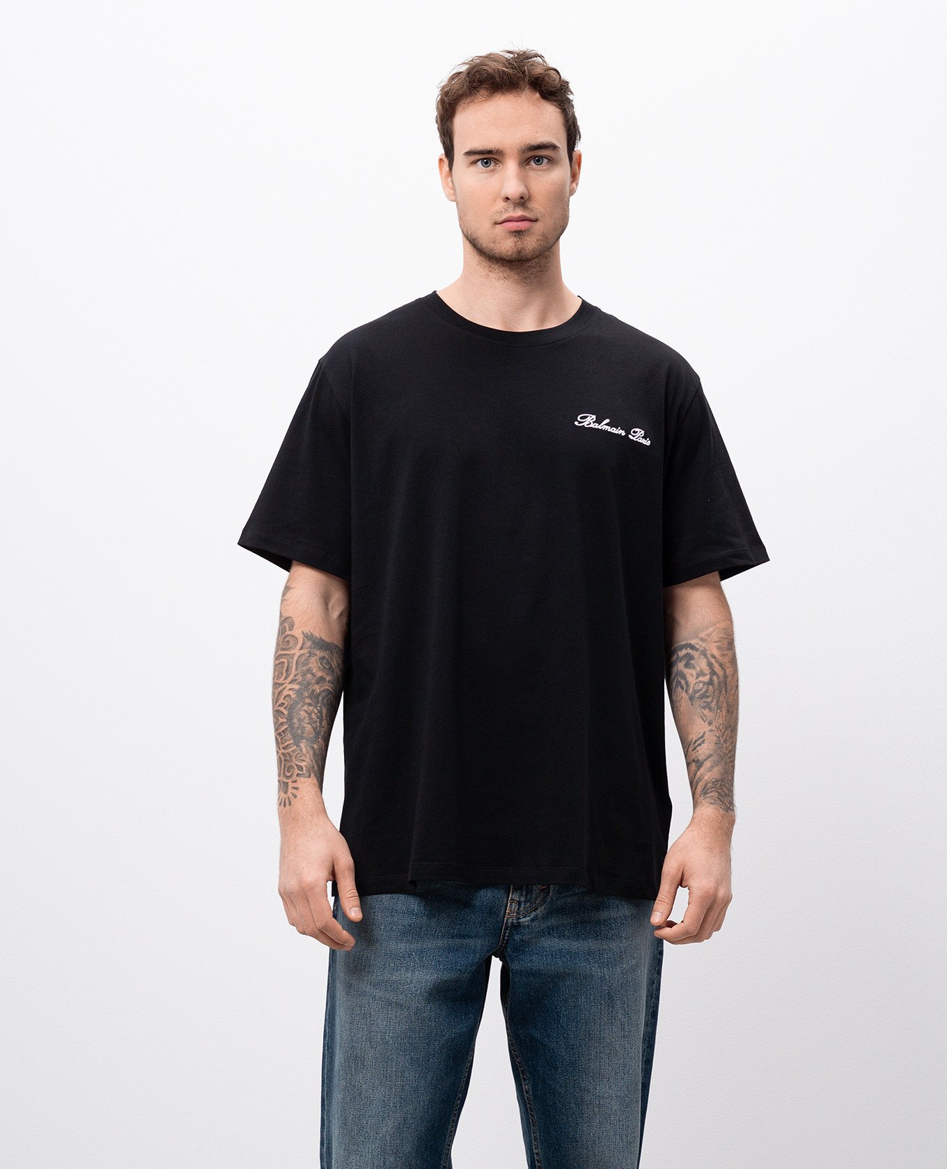 

Black t-shirt with contrasting logo embroidery Balmain