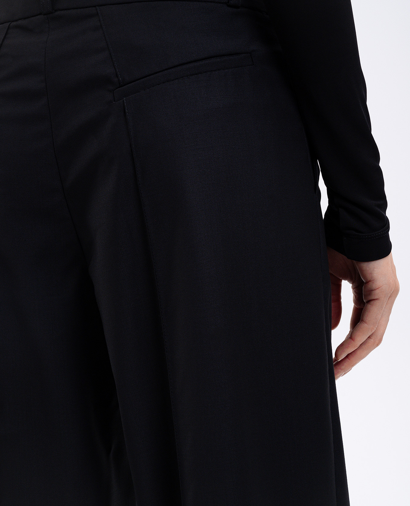

Black pants with wool Materiel