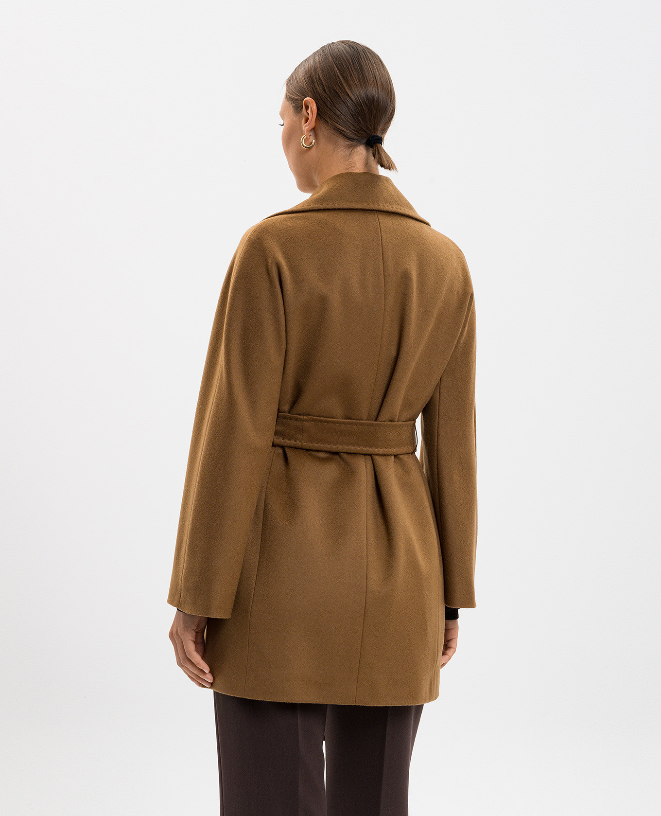 

Brown wool coat Heresis