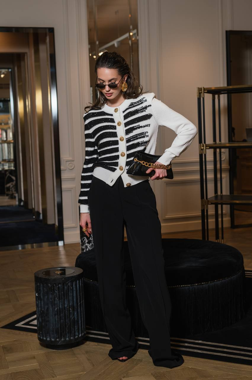 

Black pants Balmain