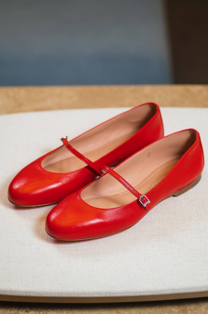 

Red leather ballet flats with crystals Santoni