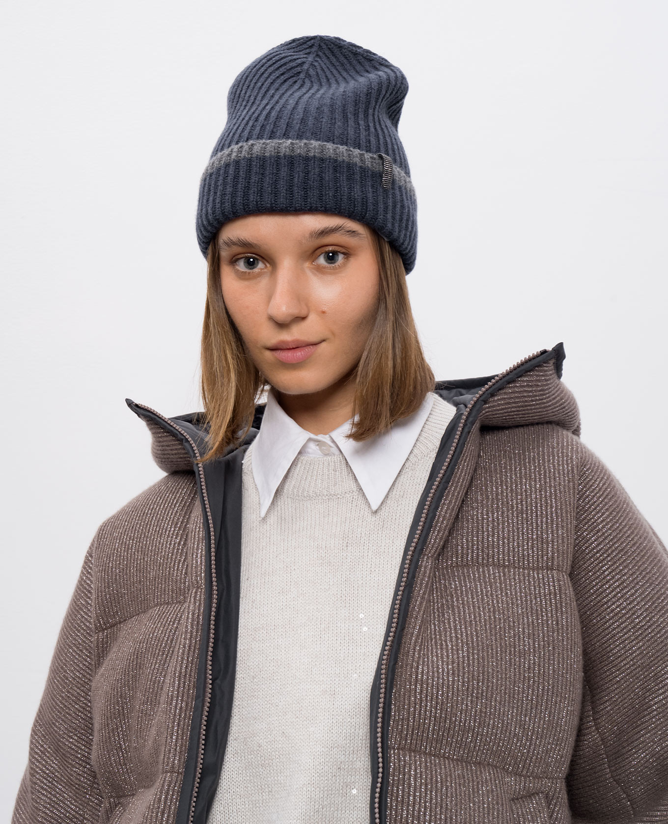

Blue cashmere hat with monil chain Brunello Cucinelli