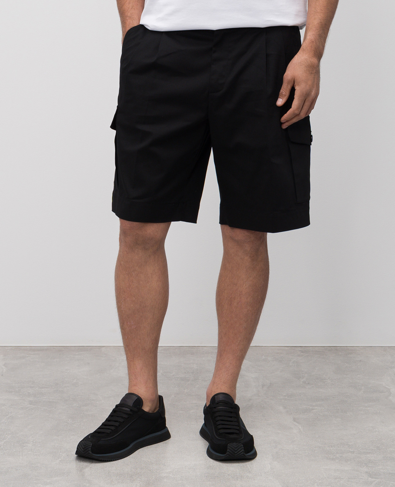 

Black cargo shorts with logo Dolce&Gabbana