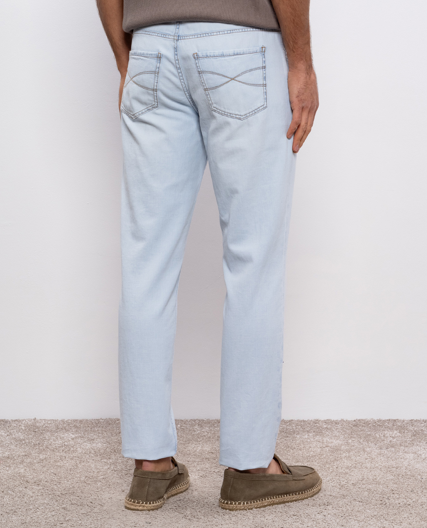 Blue jeans with logo patch Brunello Cucinelli 4