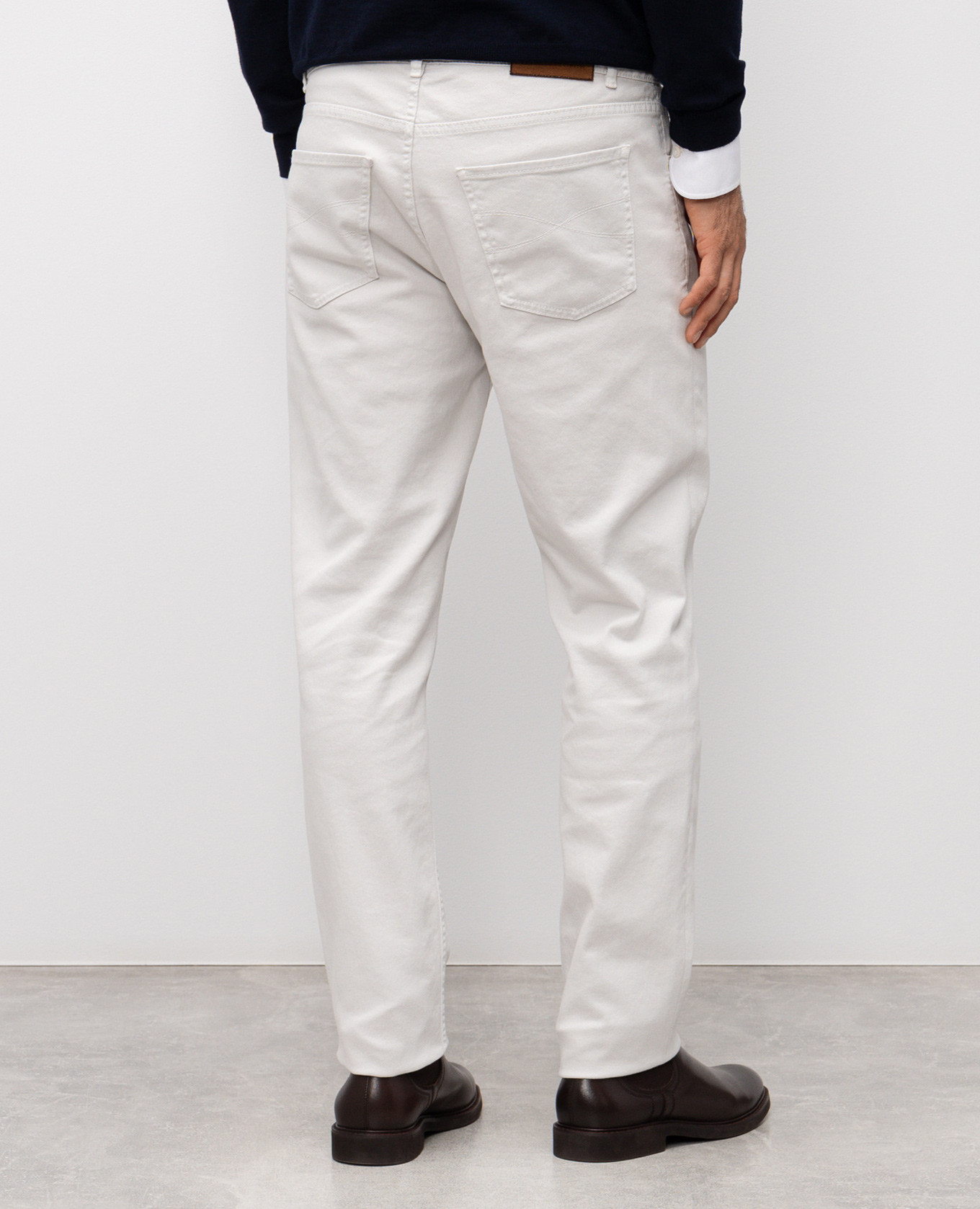 

Grey jeans with logo patch Brunello Cucinelli