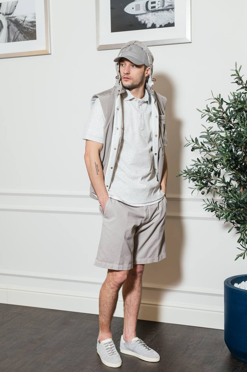 

Grey Bermuda shorts Brunello Cucinelli