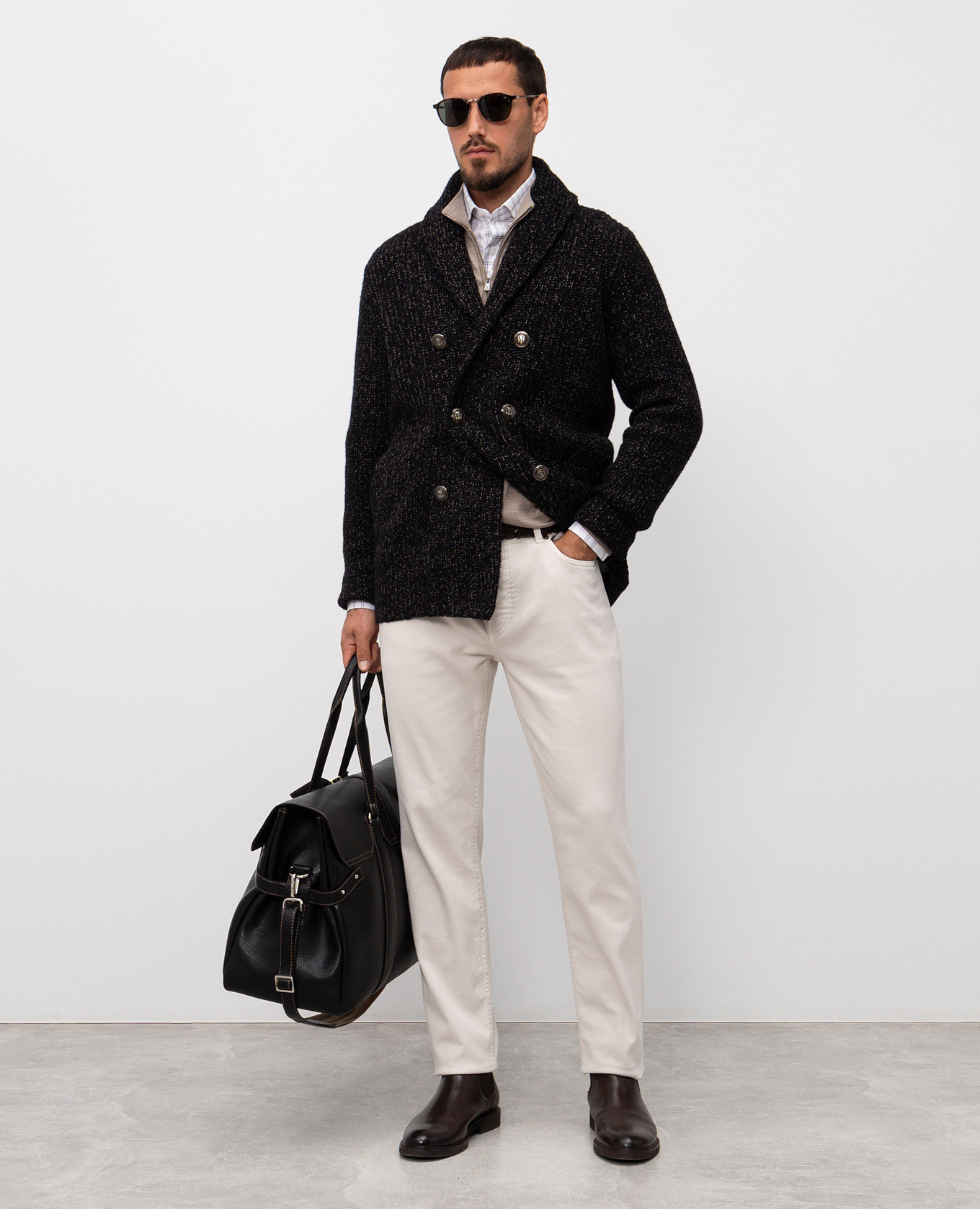 

Black double-breasted cardigan made of wool, silk and cashmere Brunello Cucinelli