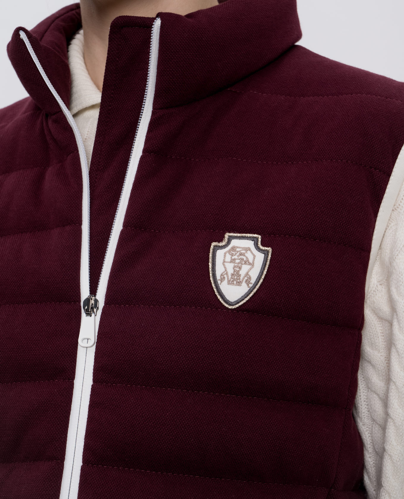 

Burgundy down vest with emblem Brunello Cucinelli
