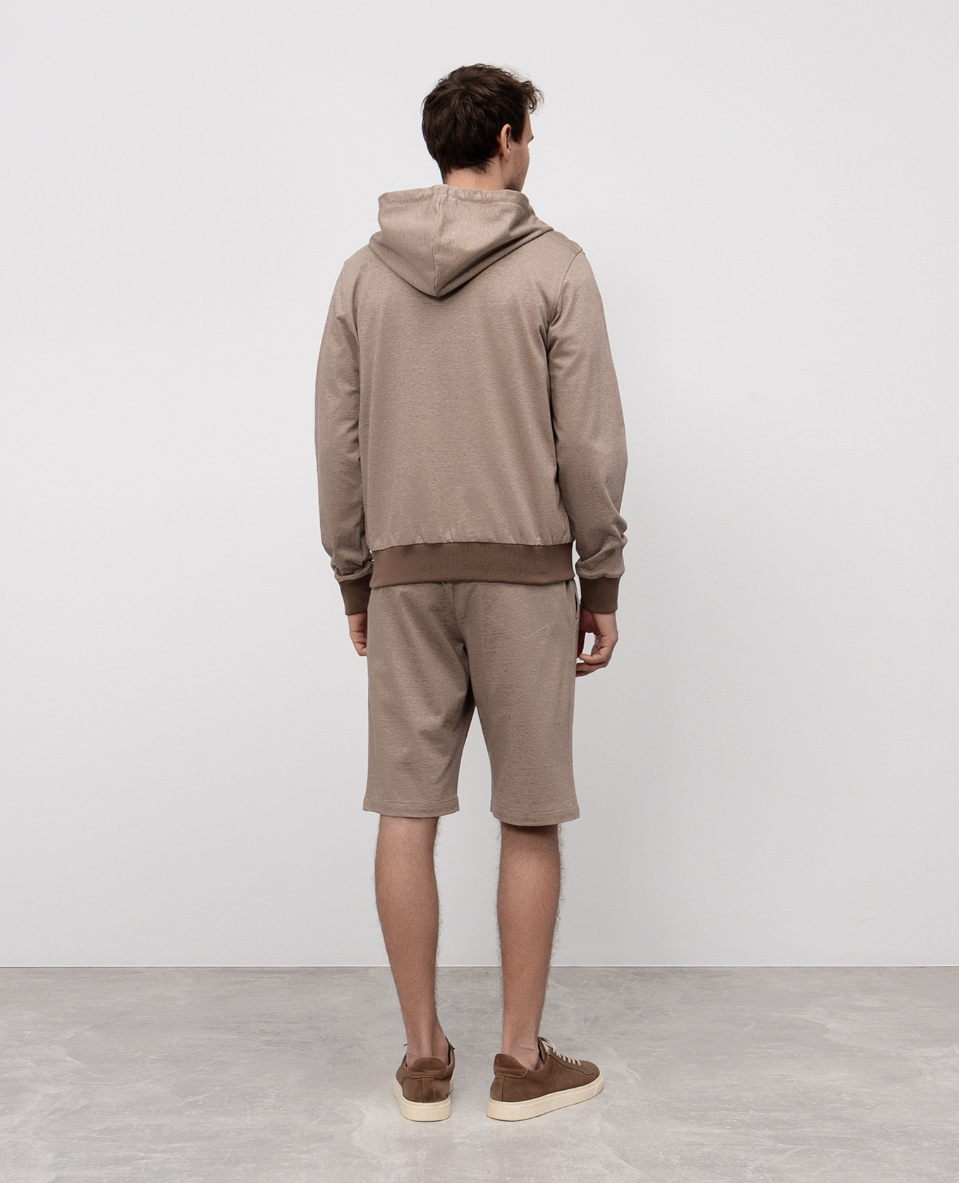 

Beige tracksuit with logo CAPOBIANCO