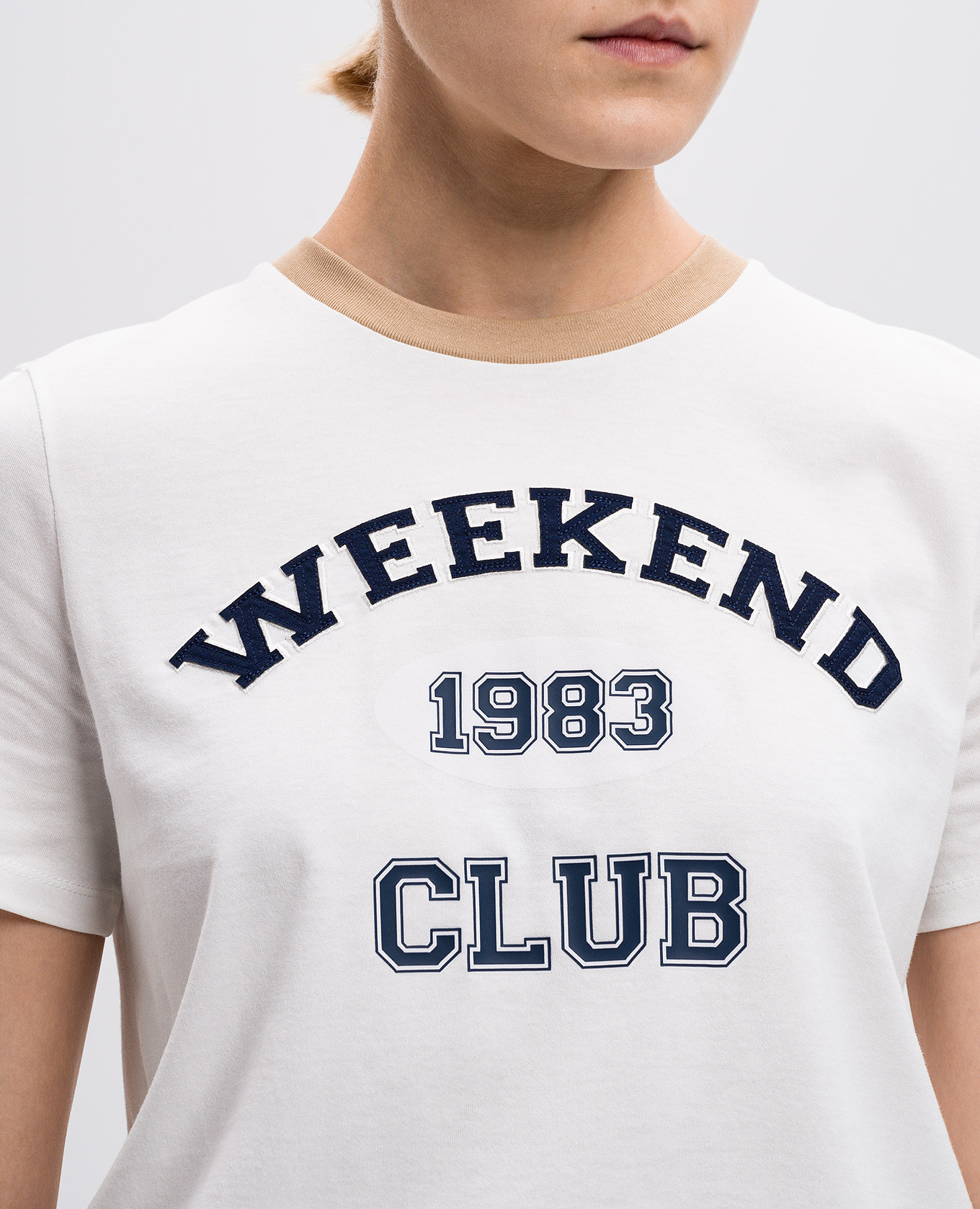 

VELLO white T-shirt with textured logo patch Max Mara Weekend