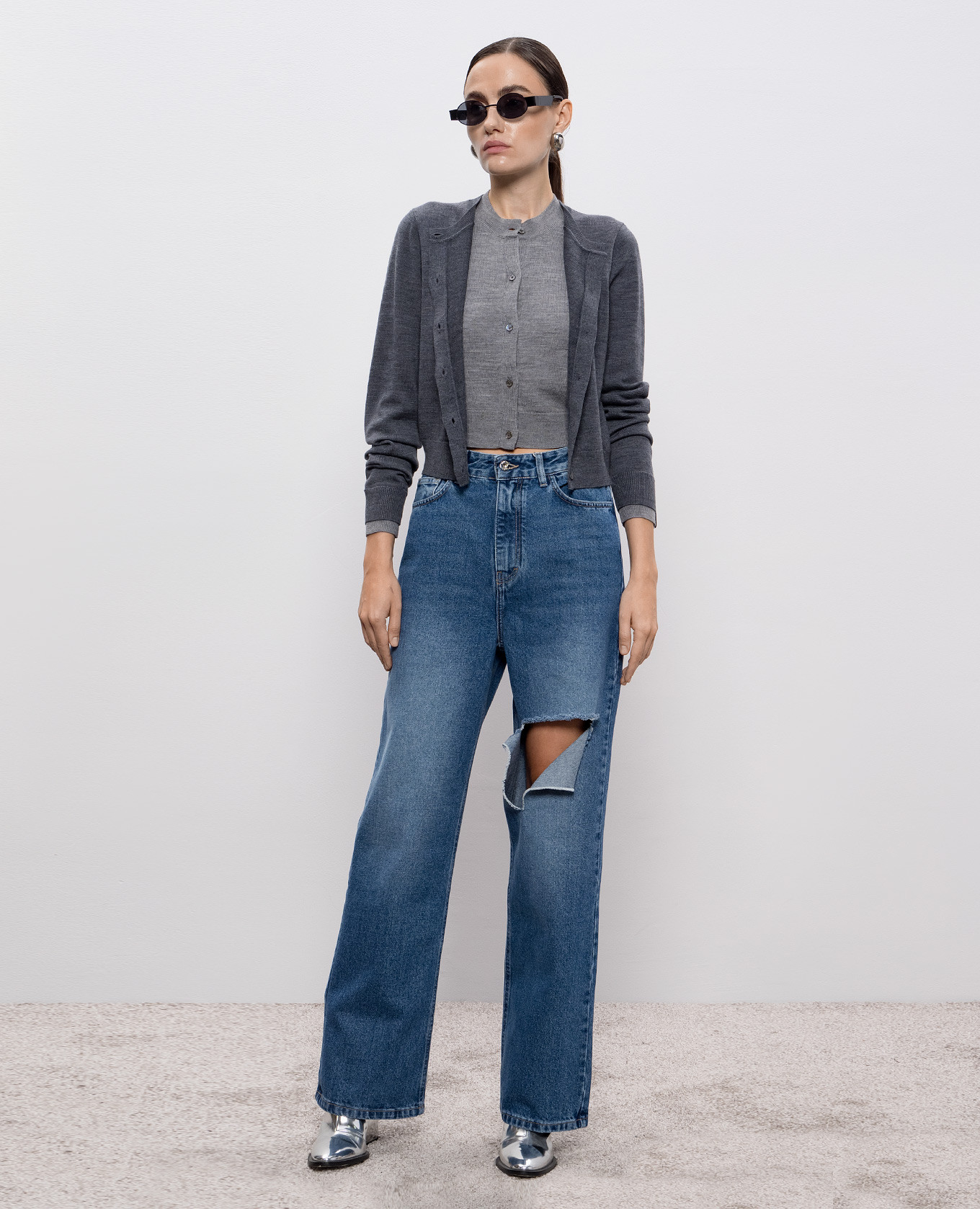 Blue jeans with a worn effect Rokh 2