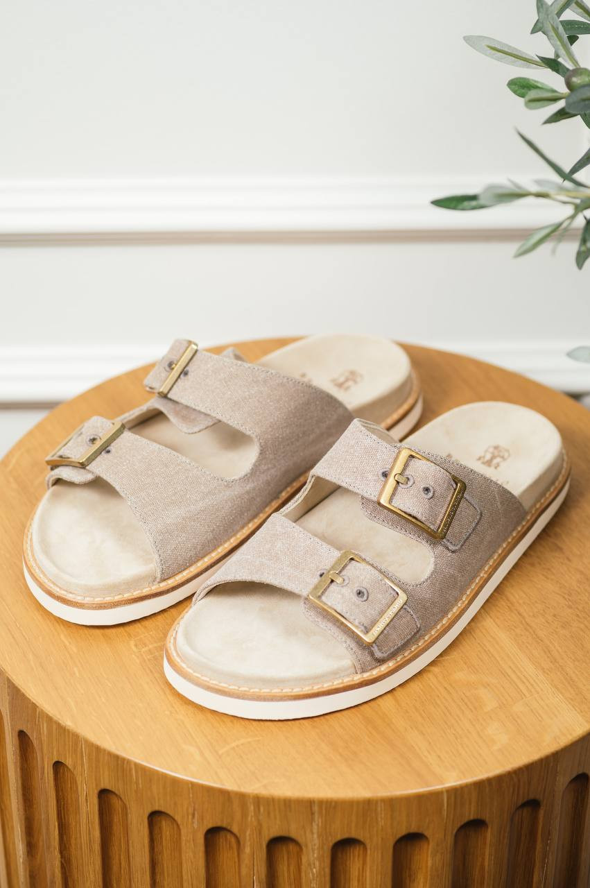 

Beige flip-flops with logo engraving Brunello Cucinelli