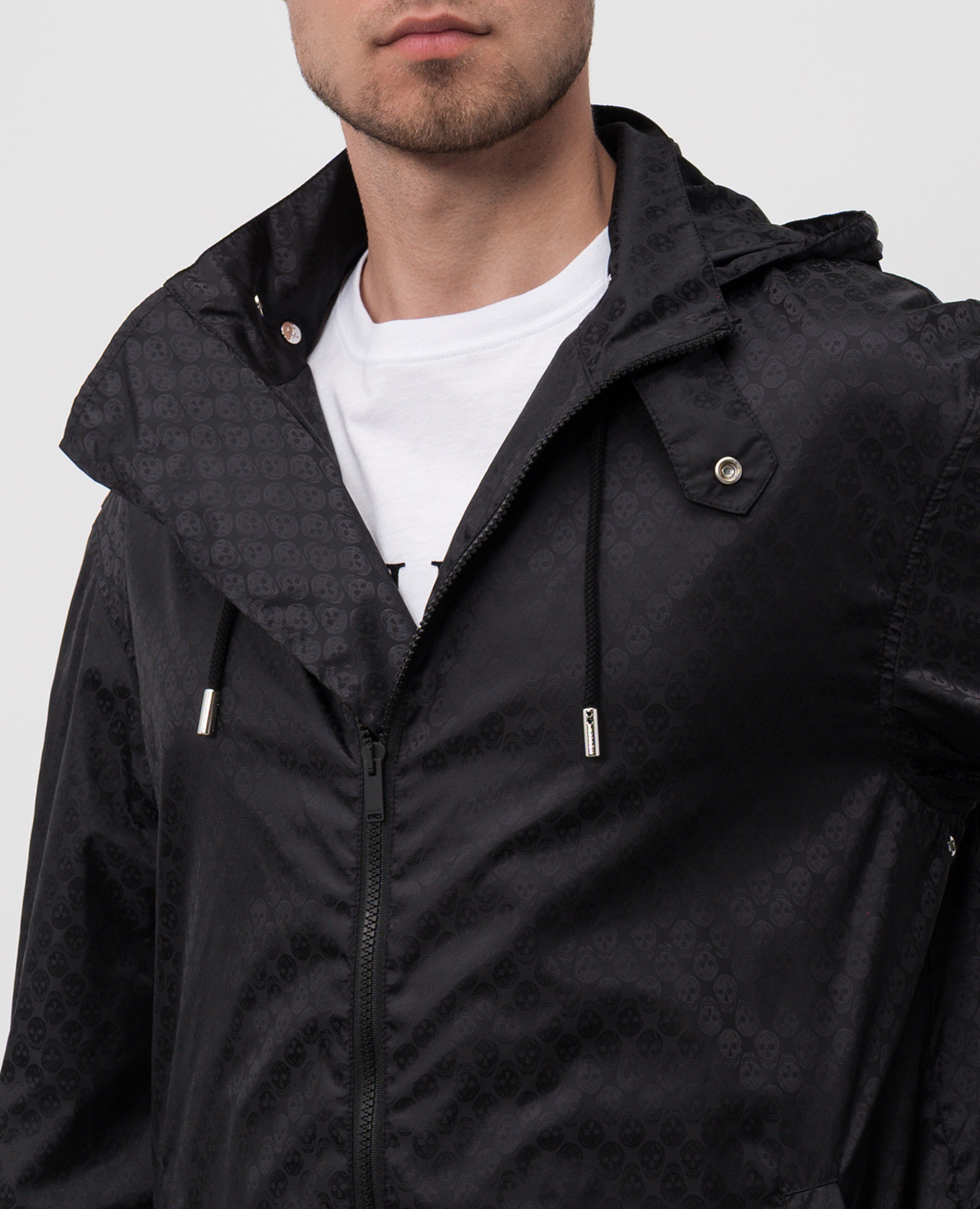 

Black windbreaker with Skull pattern Alexander McQueen
