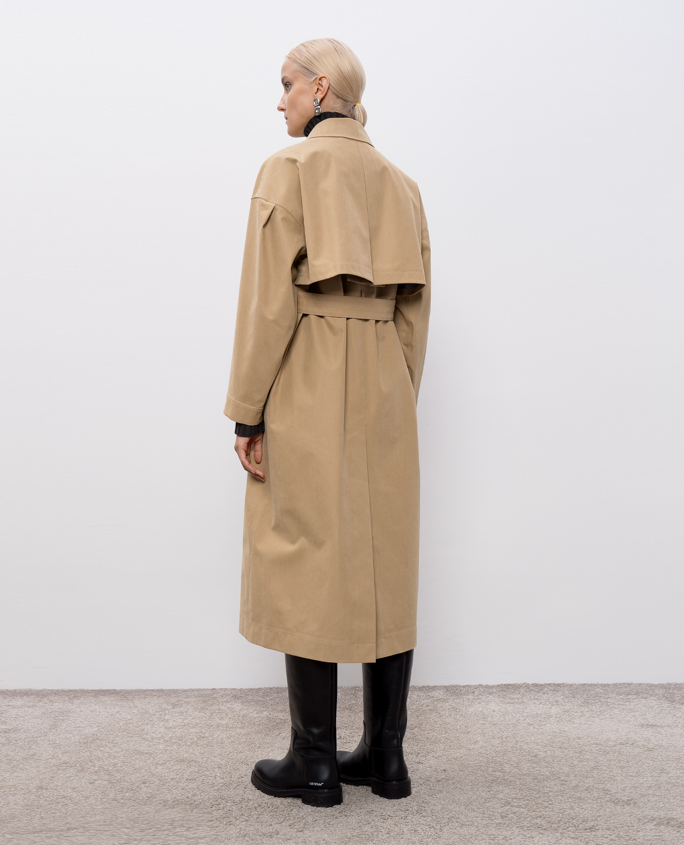 

Beige raincoat ALIBI Max Mara
