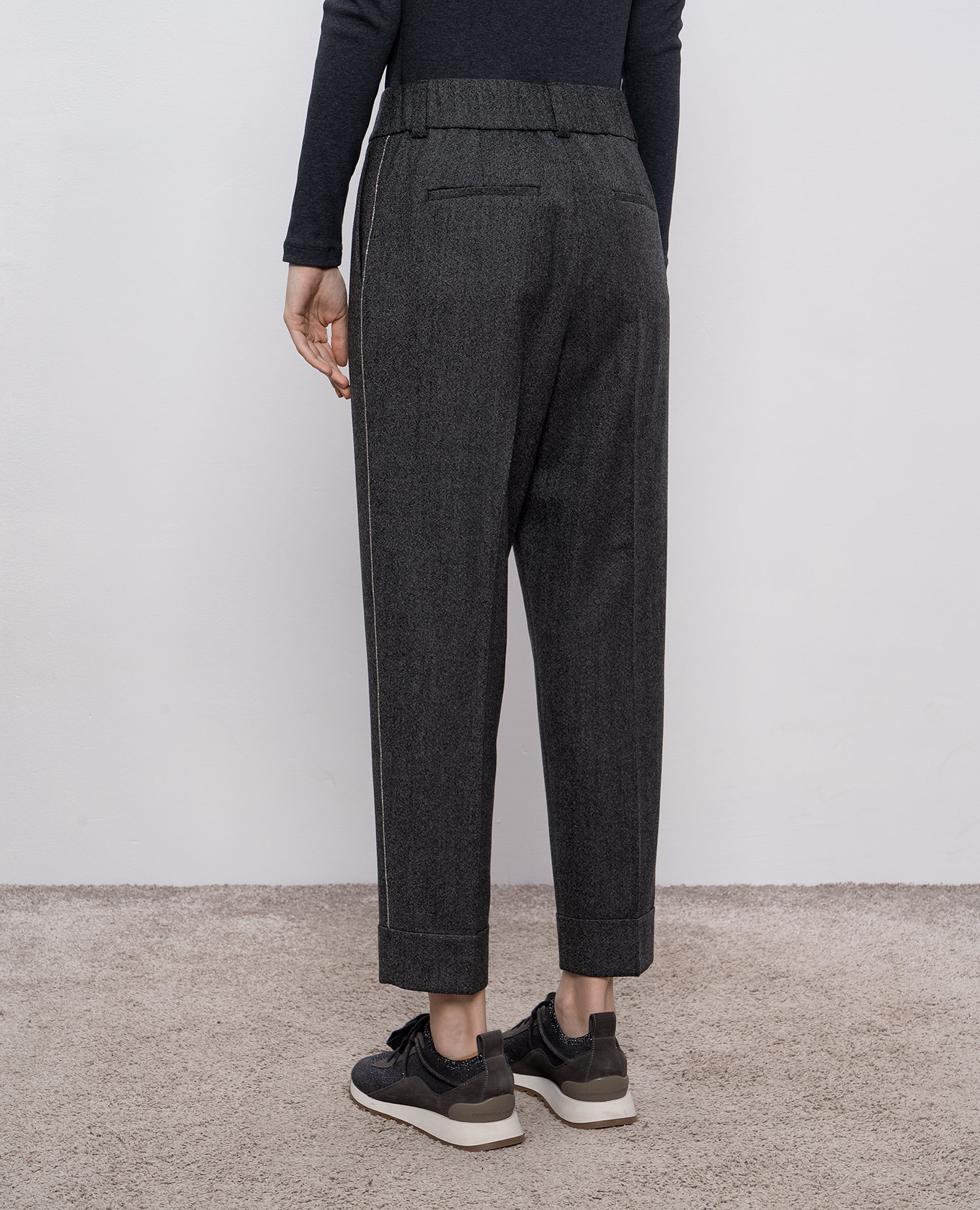 

Gray wool pants with monil chain Peserico, Grey