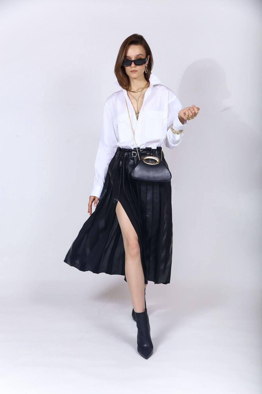 

TITI white striped silk shirt Momoni