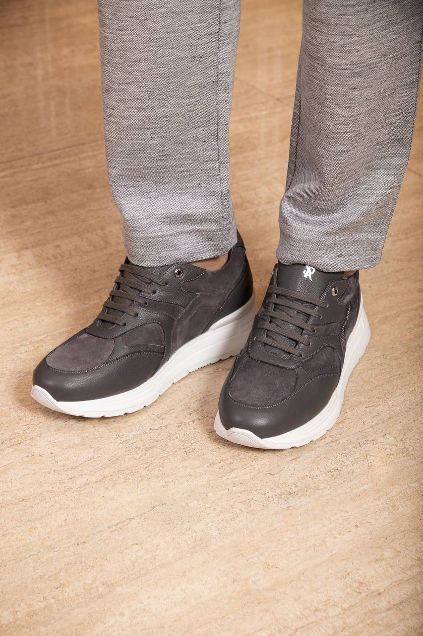 

Grey leather sneakers with logo Stefano Ricci