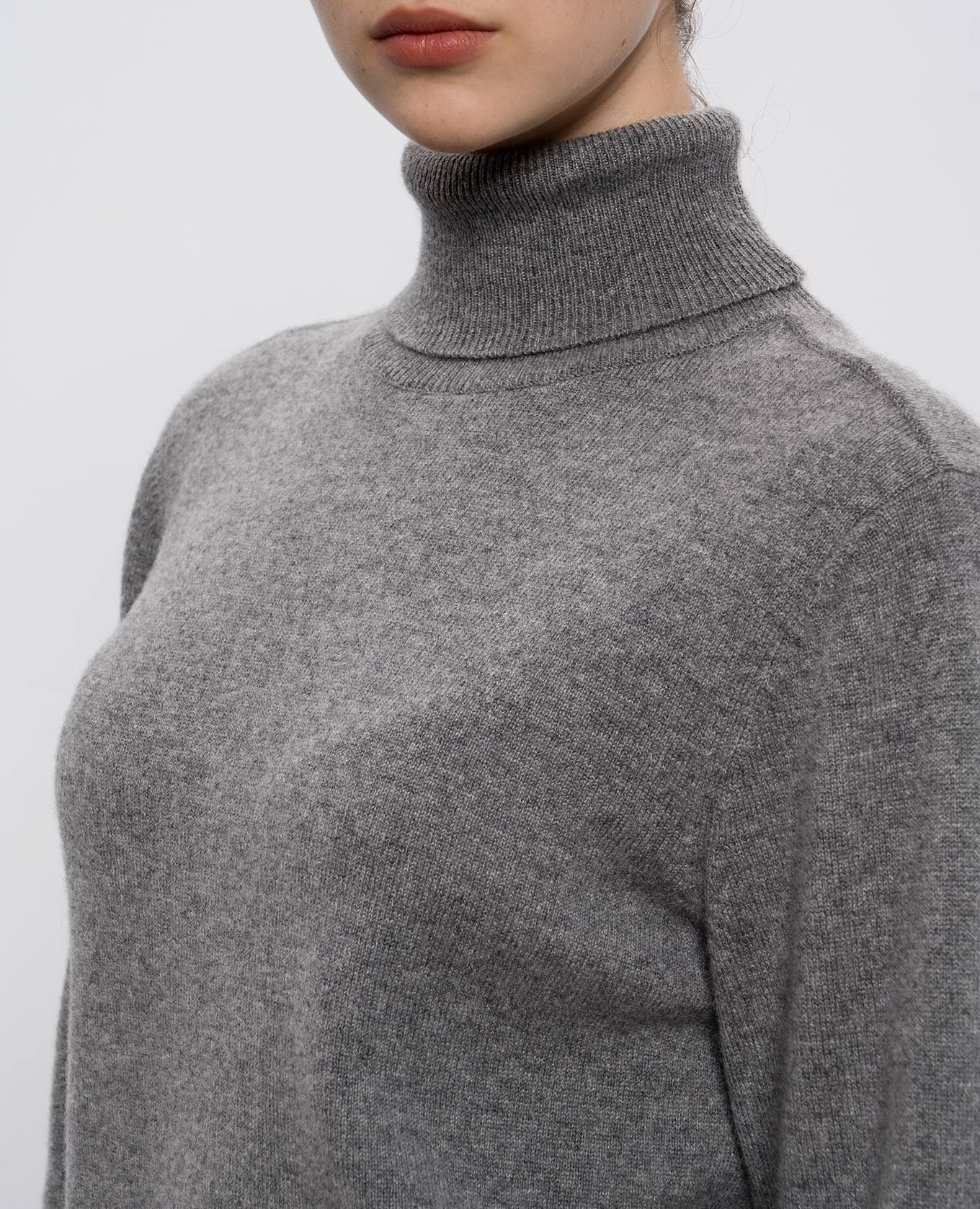 

Gray cashmere sweater Intoca, Grey
