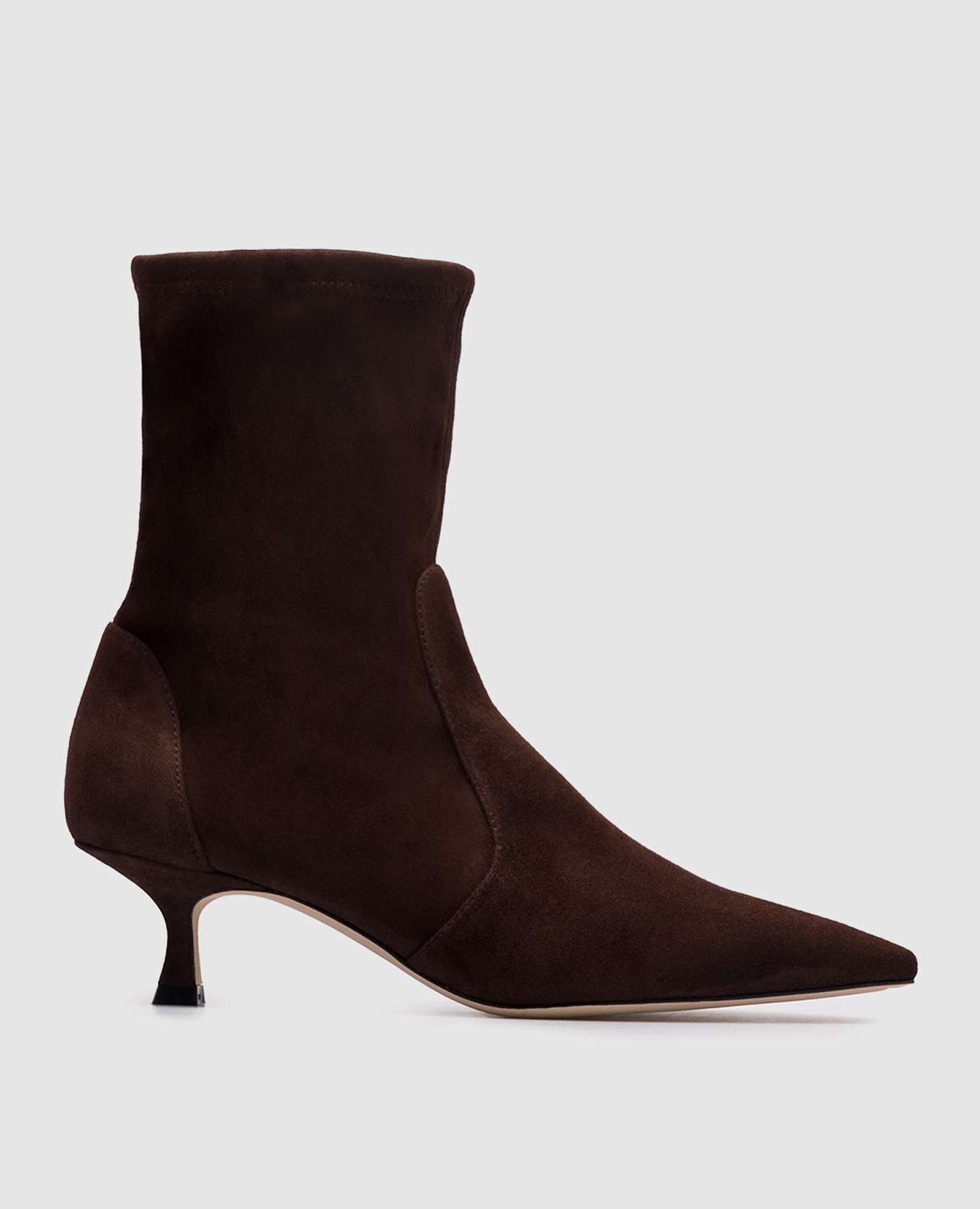 

Naomi brown suede boots Stuart Weitzman