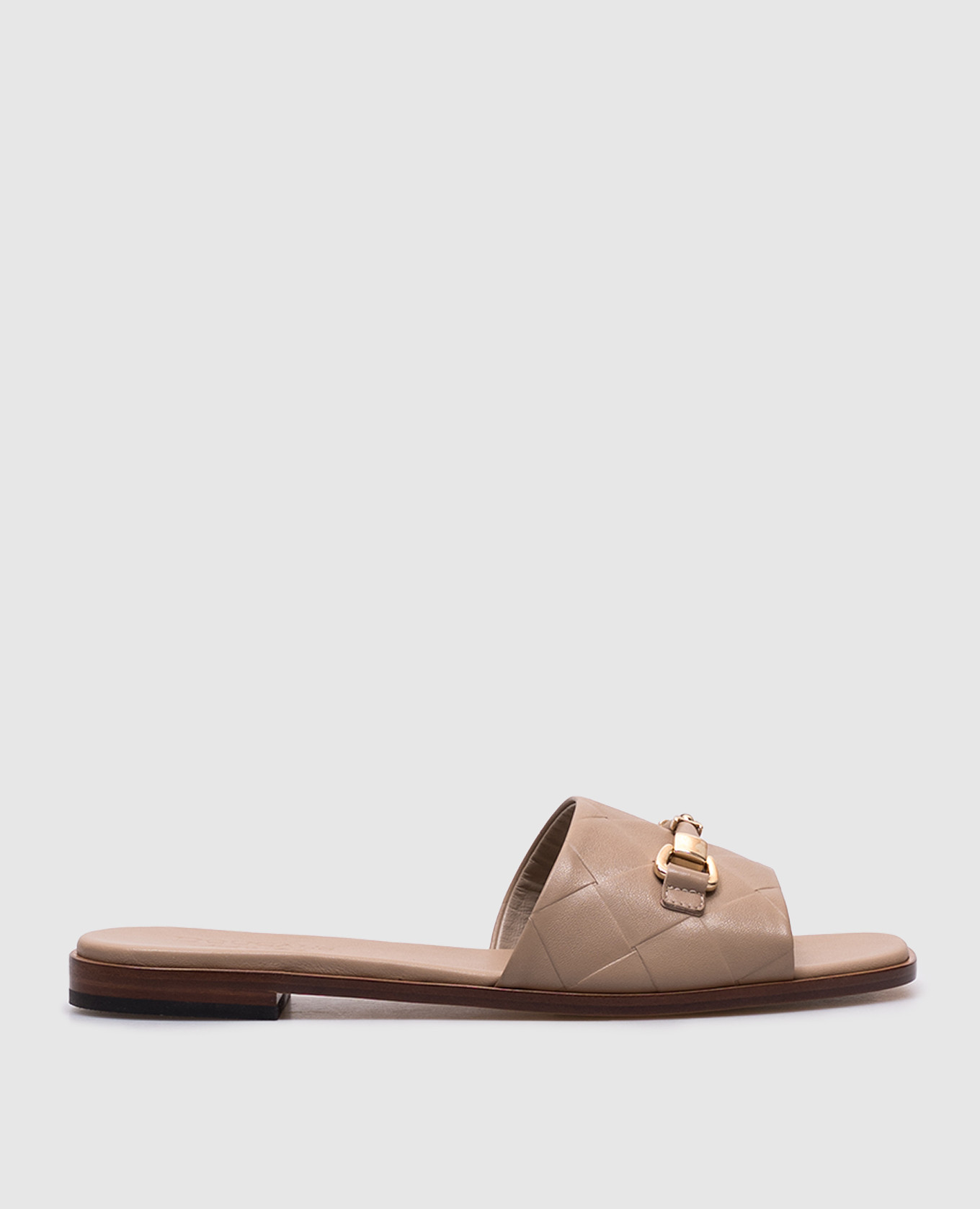 

Beige leather flip-flops Doucal's