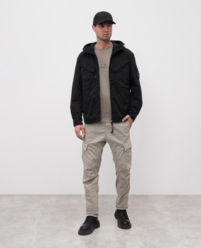 C.P. Company Khaki cargo with logo patch MPA732A005529G