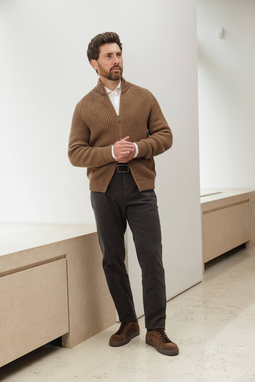 

Grey pants with logo Peserico