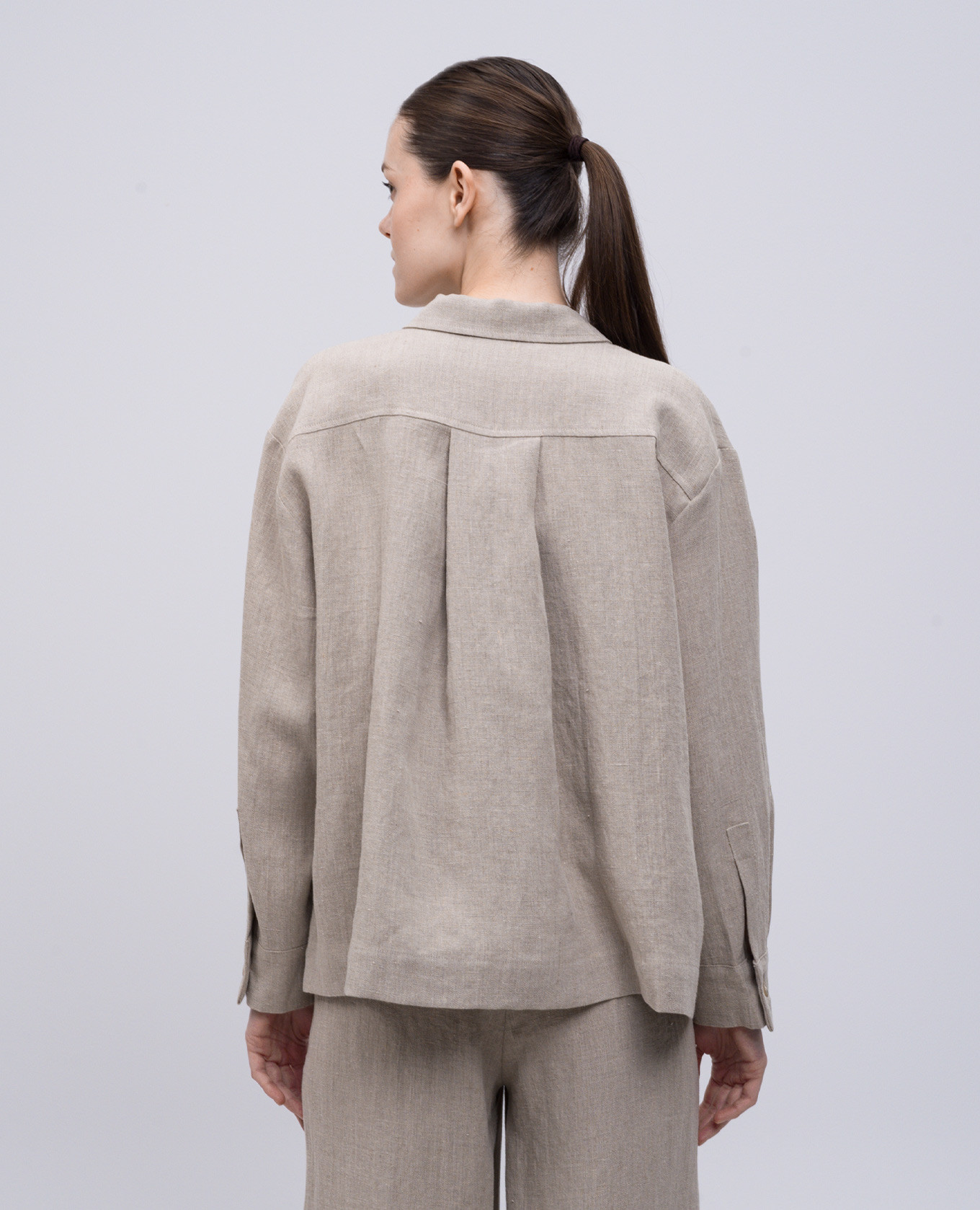 Beige linen shirt Solotre 4
