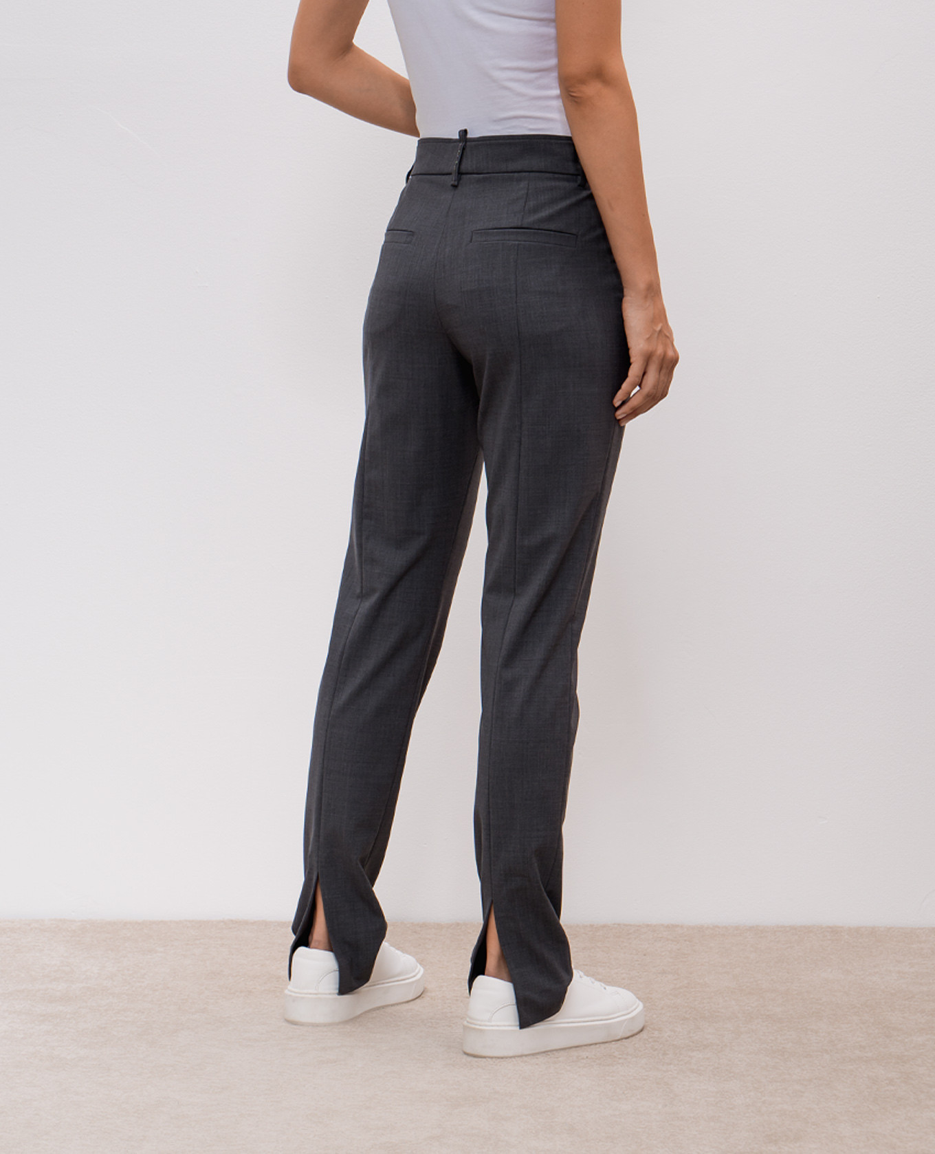 

Gray wool trousers with monil chain Brunello Cucinelli, Grey