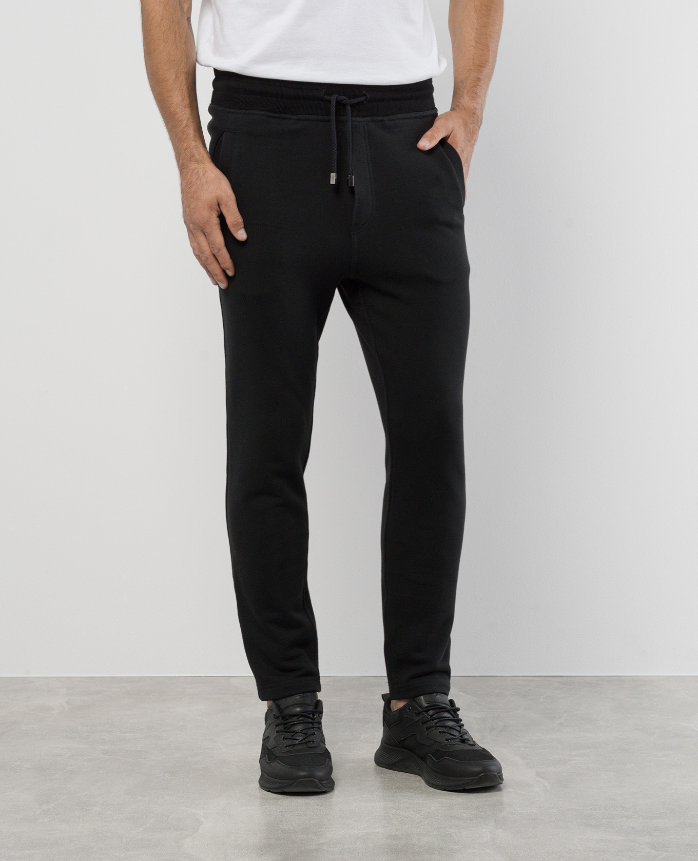Black joggers Cashmere&Whiskey 3