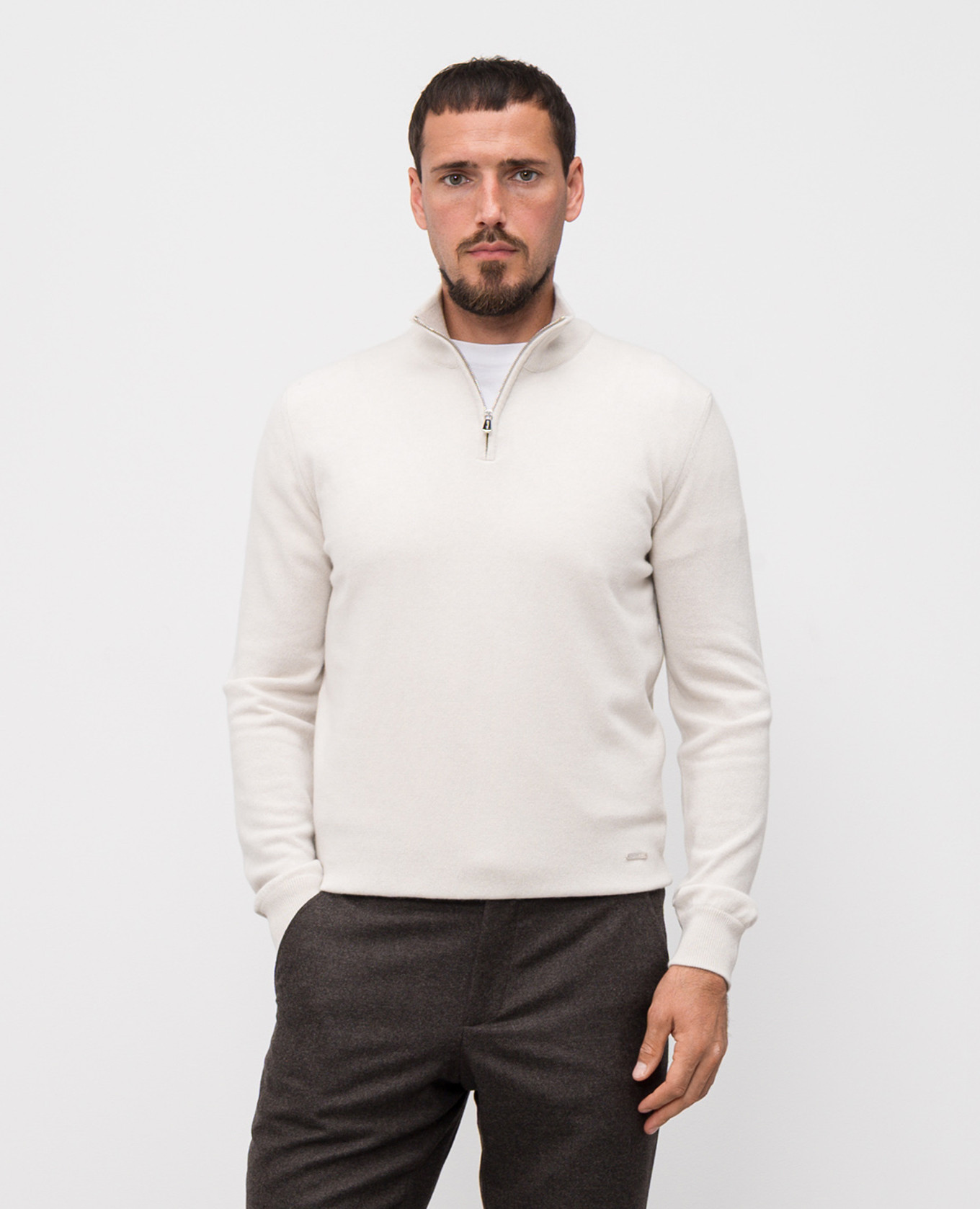 

Beige cashmere sweater Enrico Mandelli