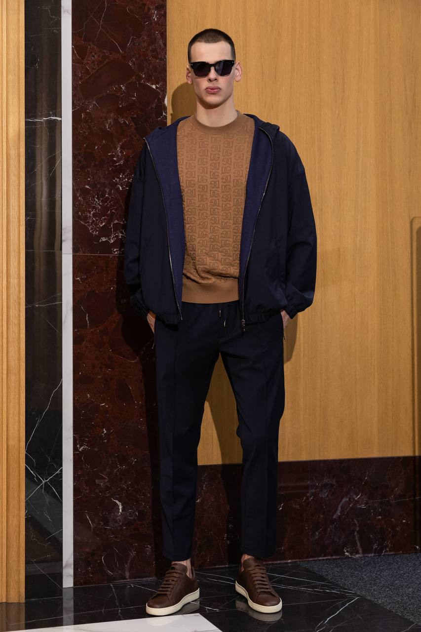 

Blue wool trousers with logo patch Dolce&Gabbana