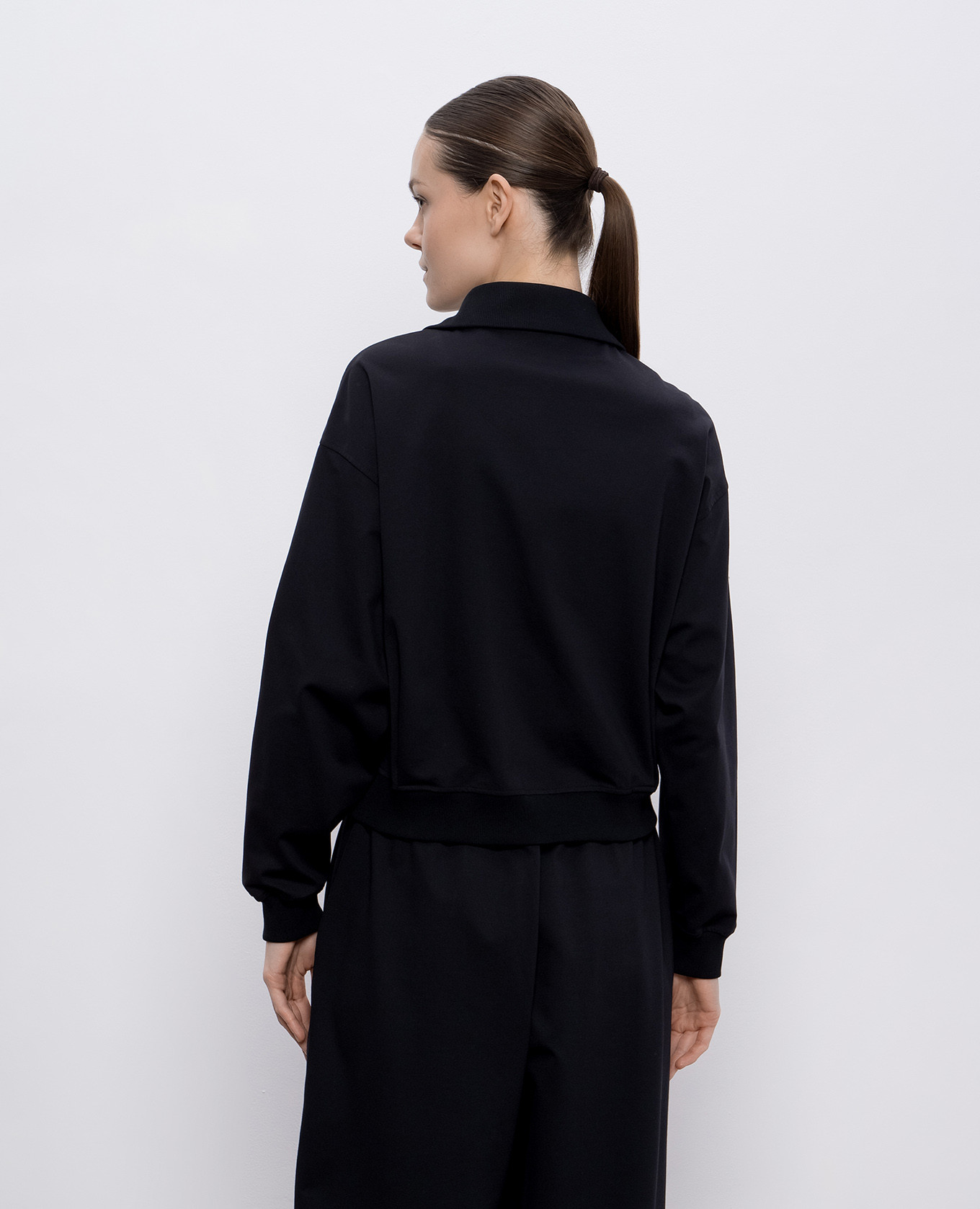 

Black sports jacket with monil chain Brunello Cucinelli