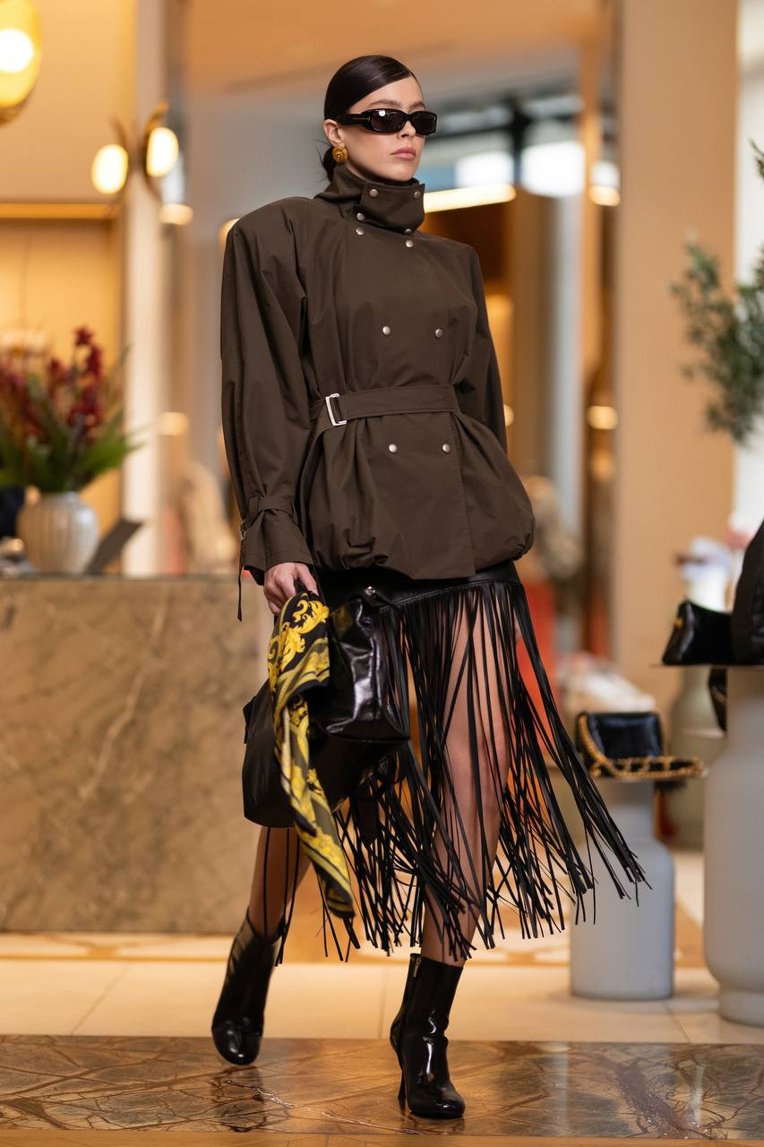 

Lauren black leather skirt with fringe Simonetta Ravizza
