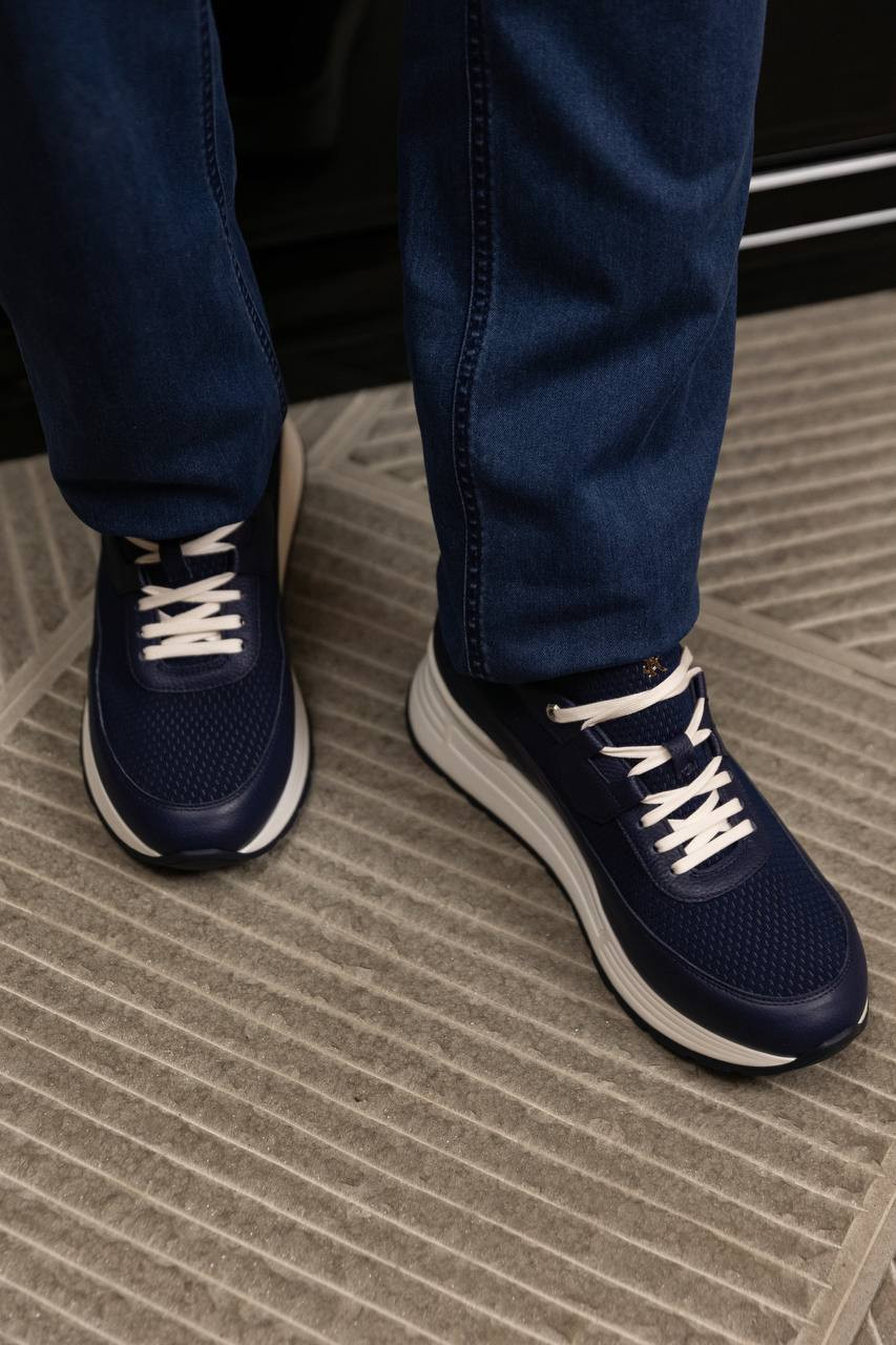 

Blue sneakers with monogram logo Stefano Ricci