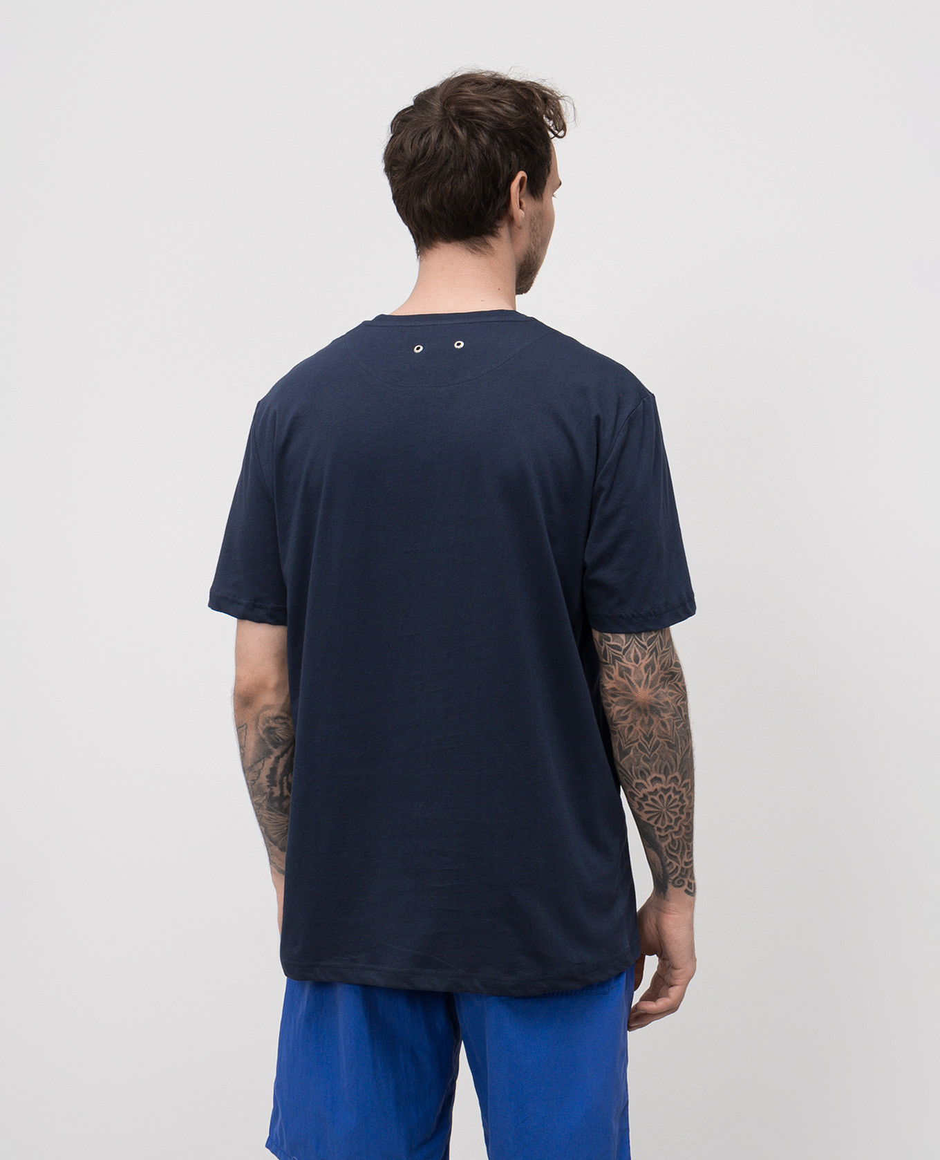 

Blue T-shirt with logo emblem Vilebrequin